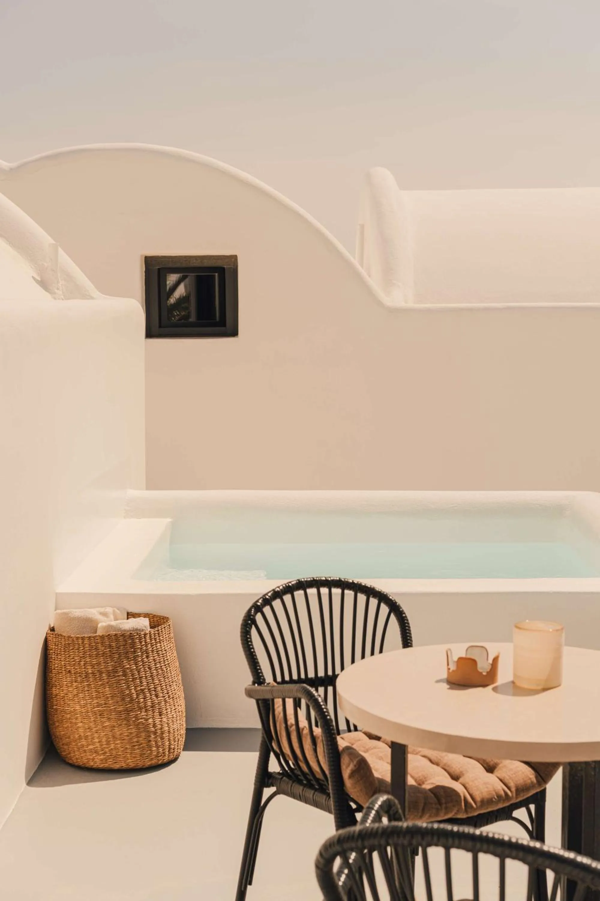 Hot Tub in Nobu Hotel Santorini