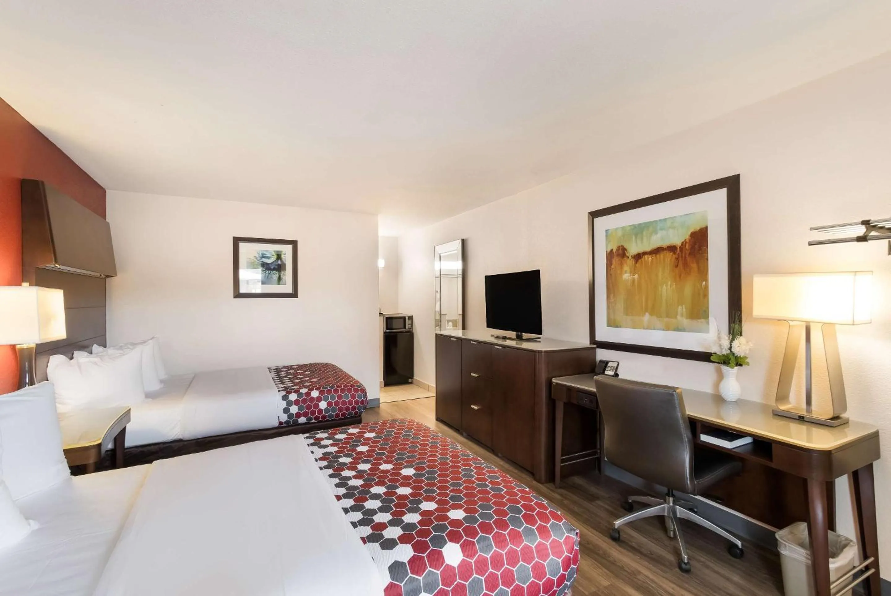 Bedroom, Bed in Econo Lodge Washington NC North