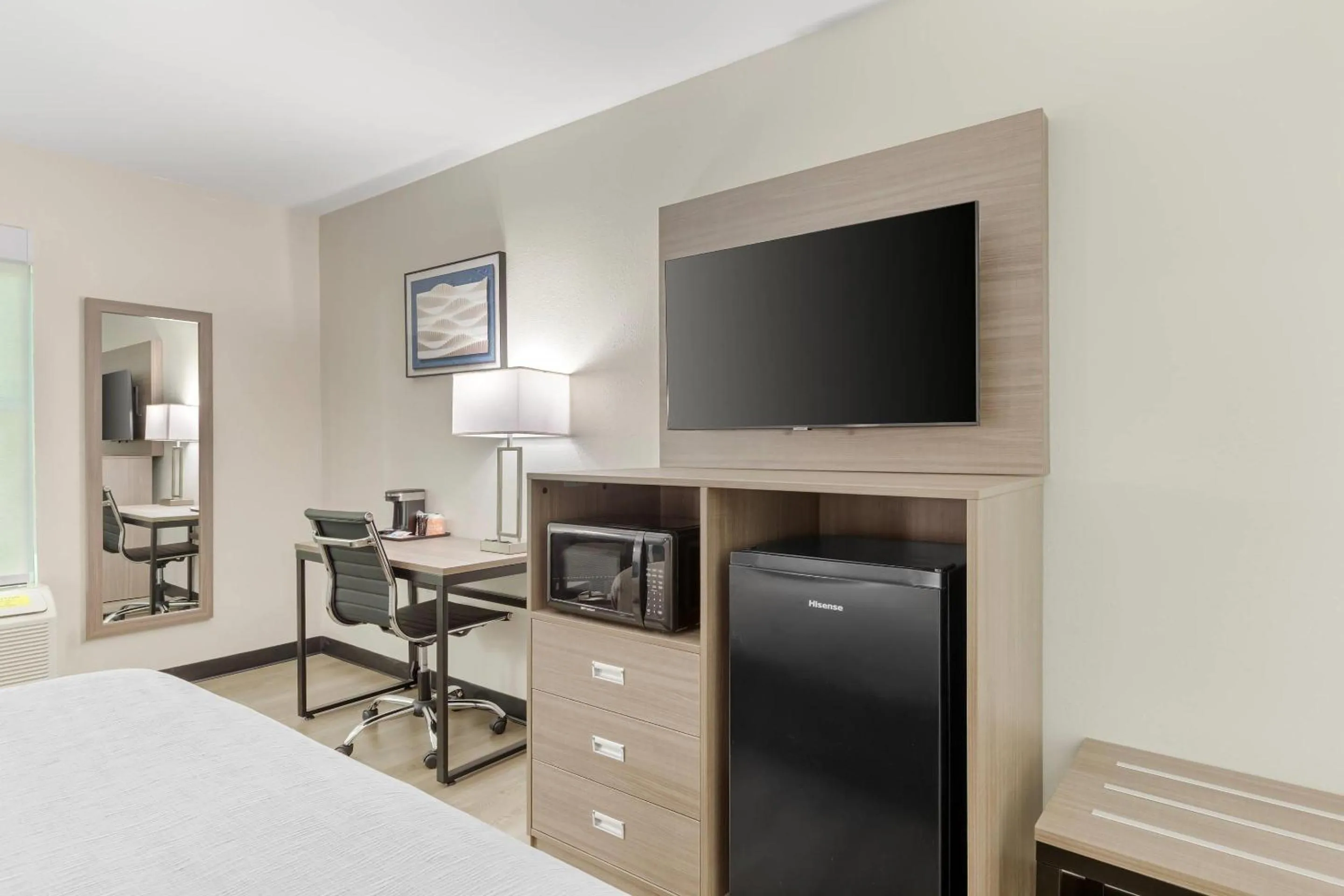 Bedroom, Bed in Quality Inn Washington NC