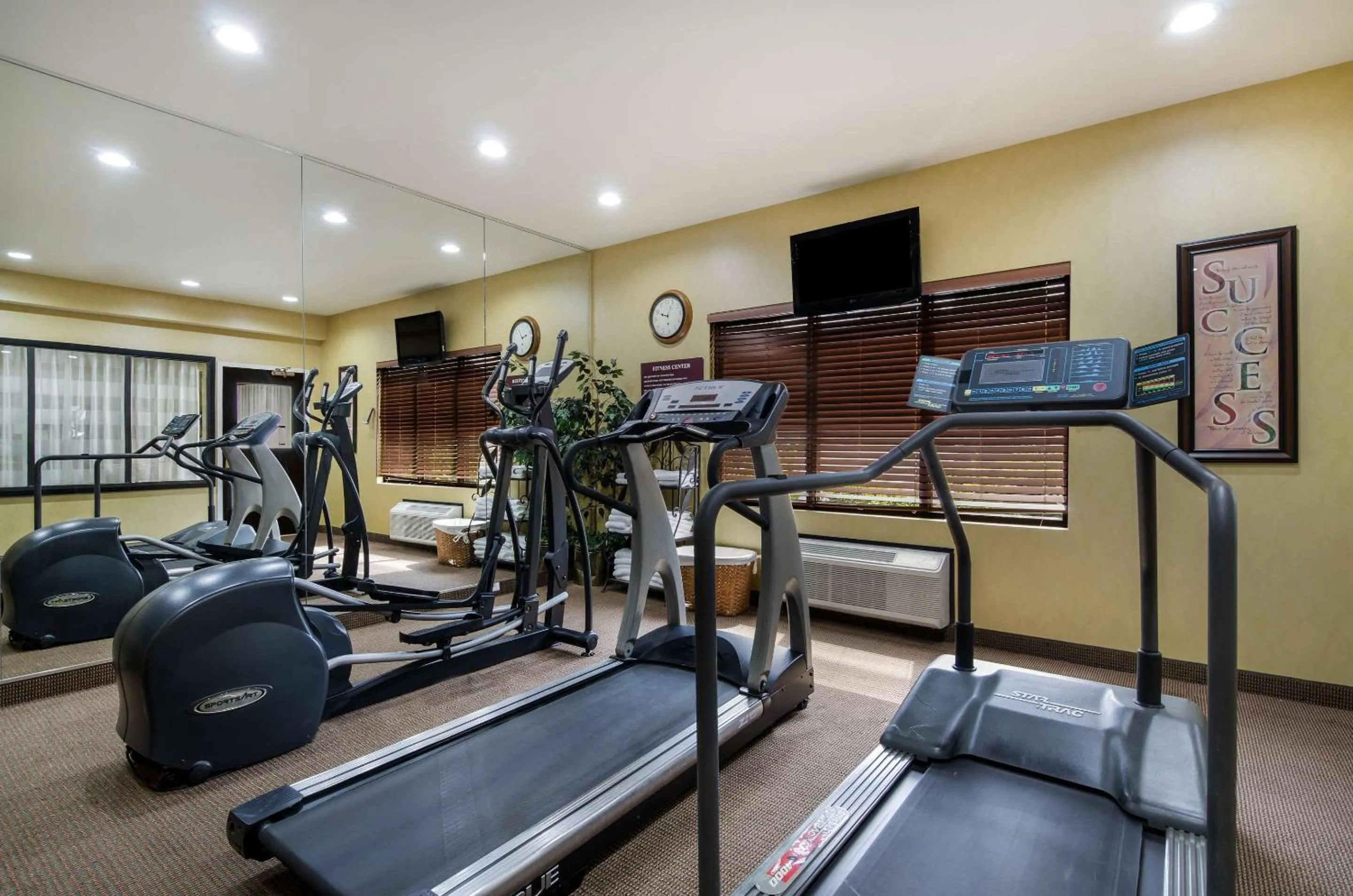 Fitness centre/facilities in Sleep Inn Hanes Mall