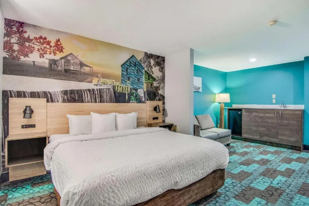 Bed in Clarion Pointe Wake Forest - Raleigh North