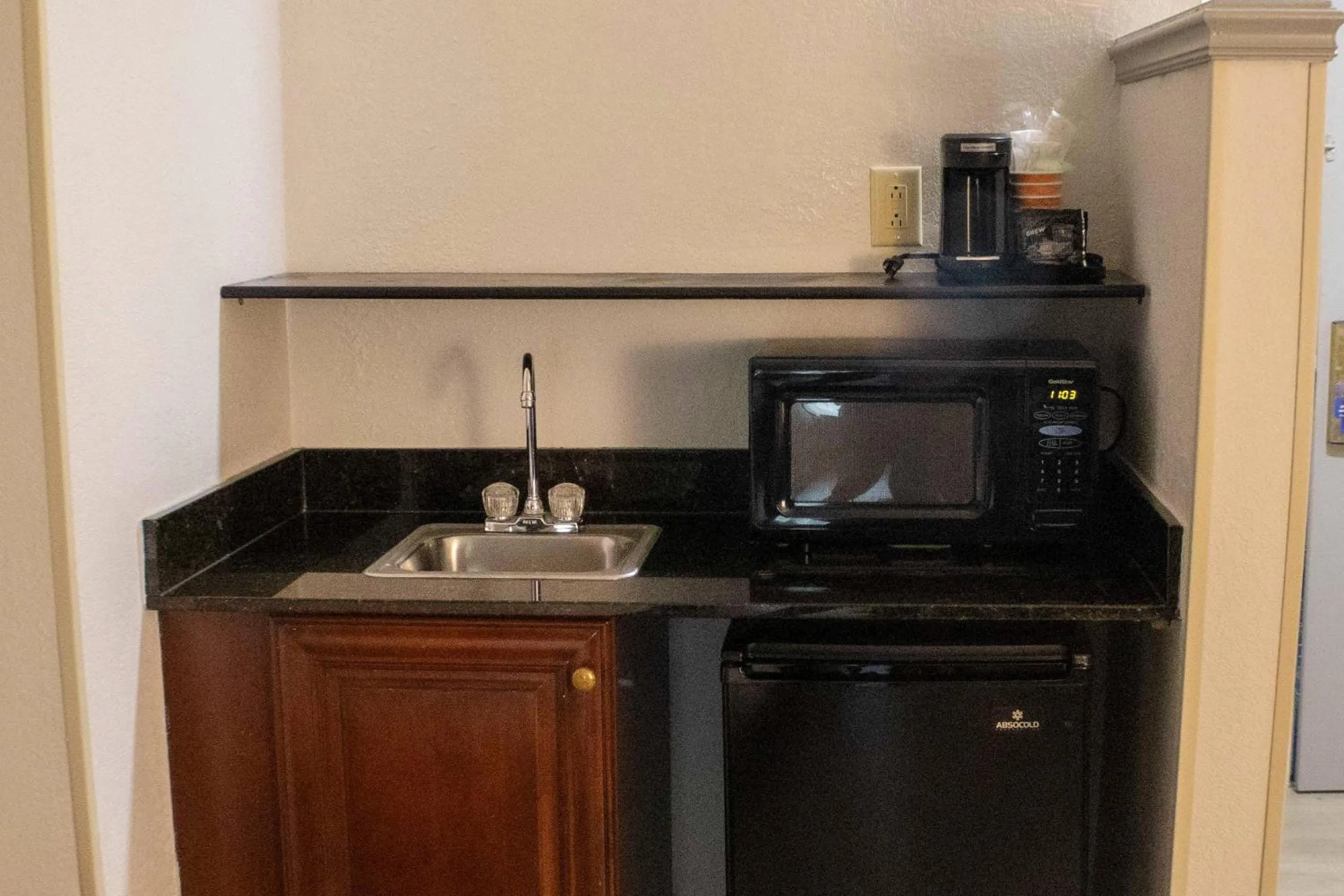 Bedroom in Comfort Suites Salisbury I-85