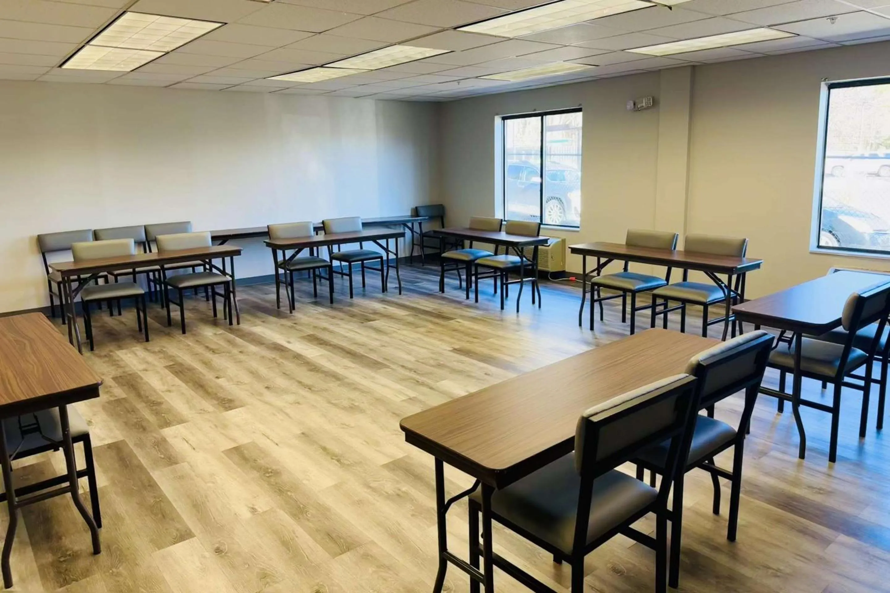 Meeting/conference room in Clarion Pointe Albemarle