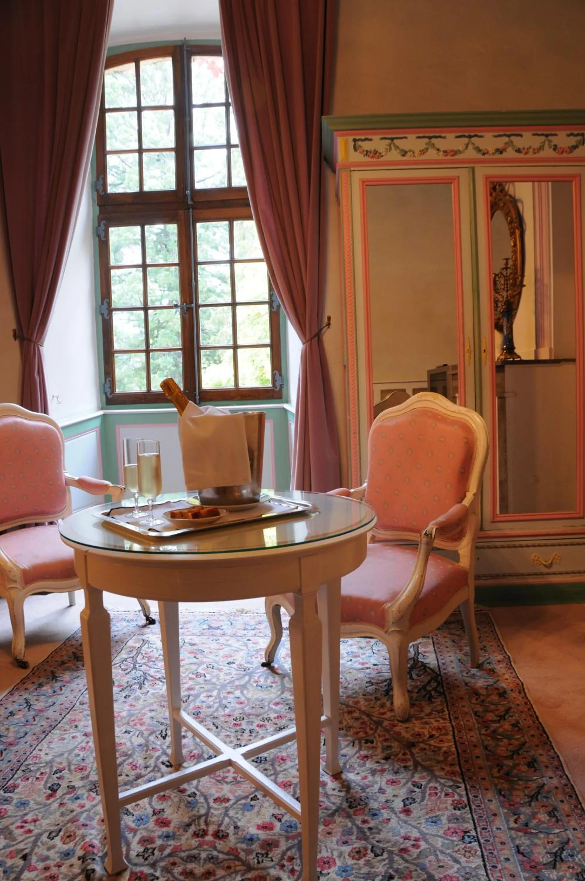 Living room in Chateau d'Ayres - Hôtel & Spa