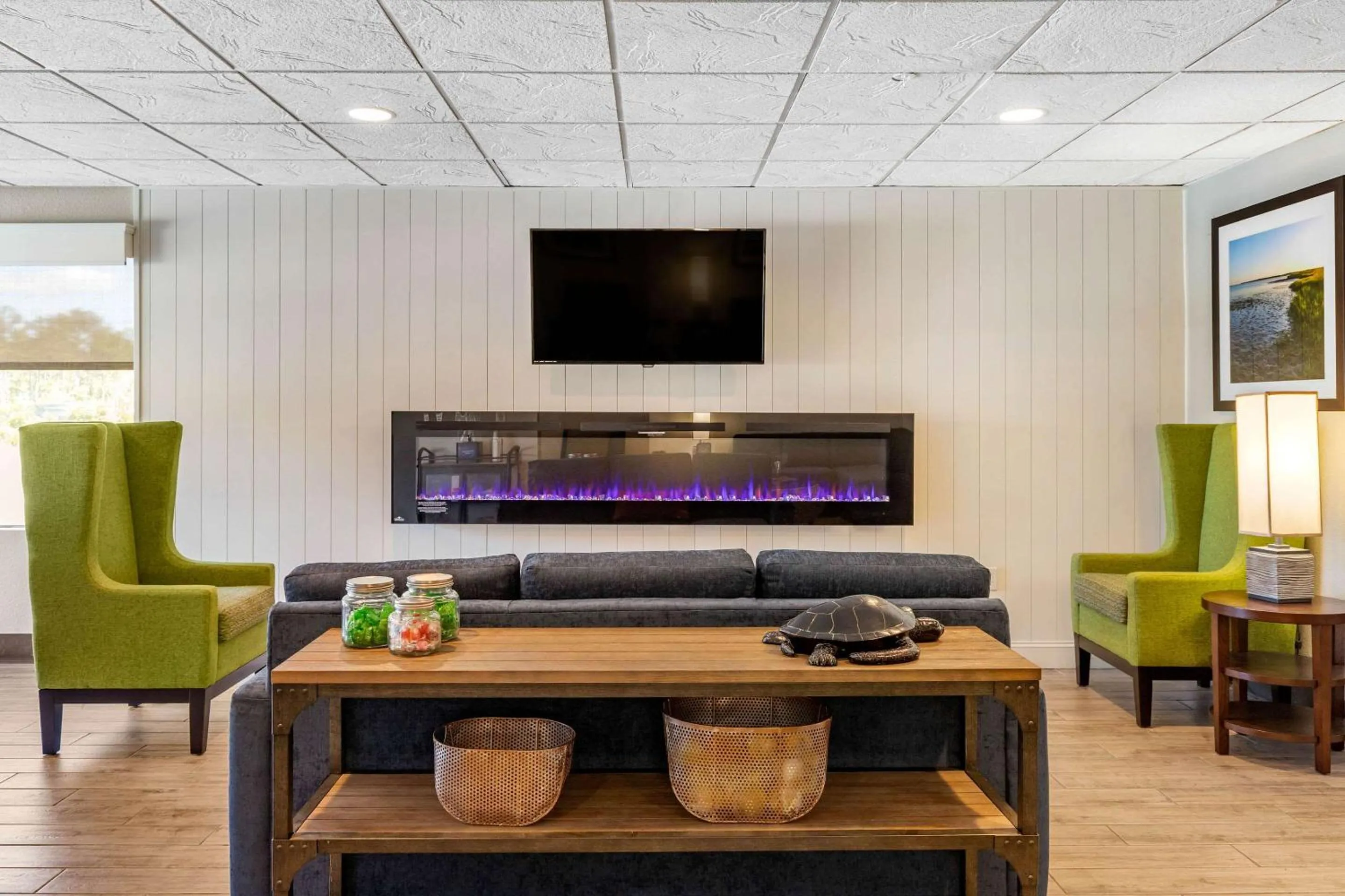 Lobby or reception in Comfort Suites Southport - Oak Island