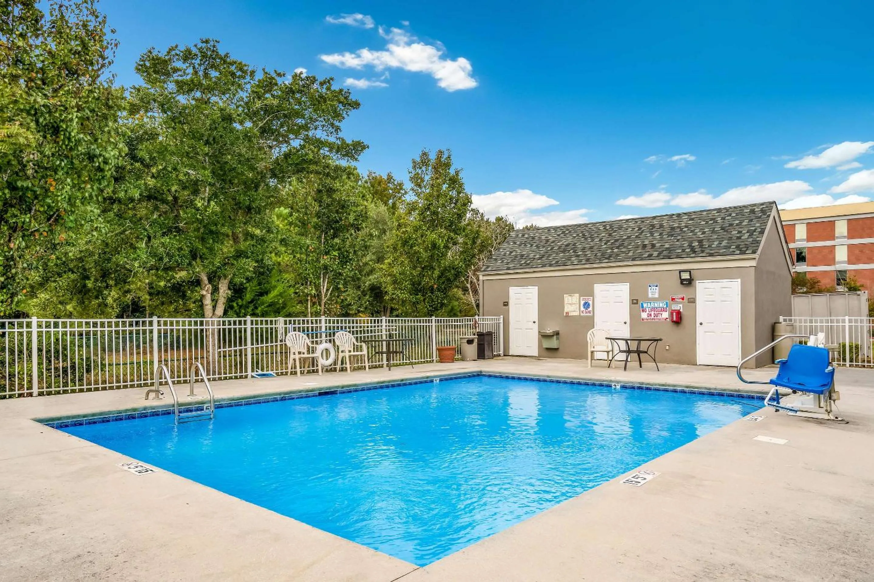 Swimming pool in Sleep Inn & Suites Jacksonville near Camp Lejeune