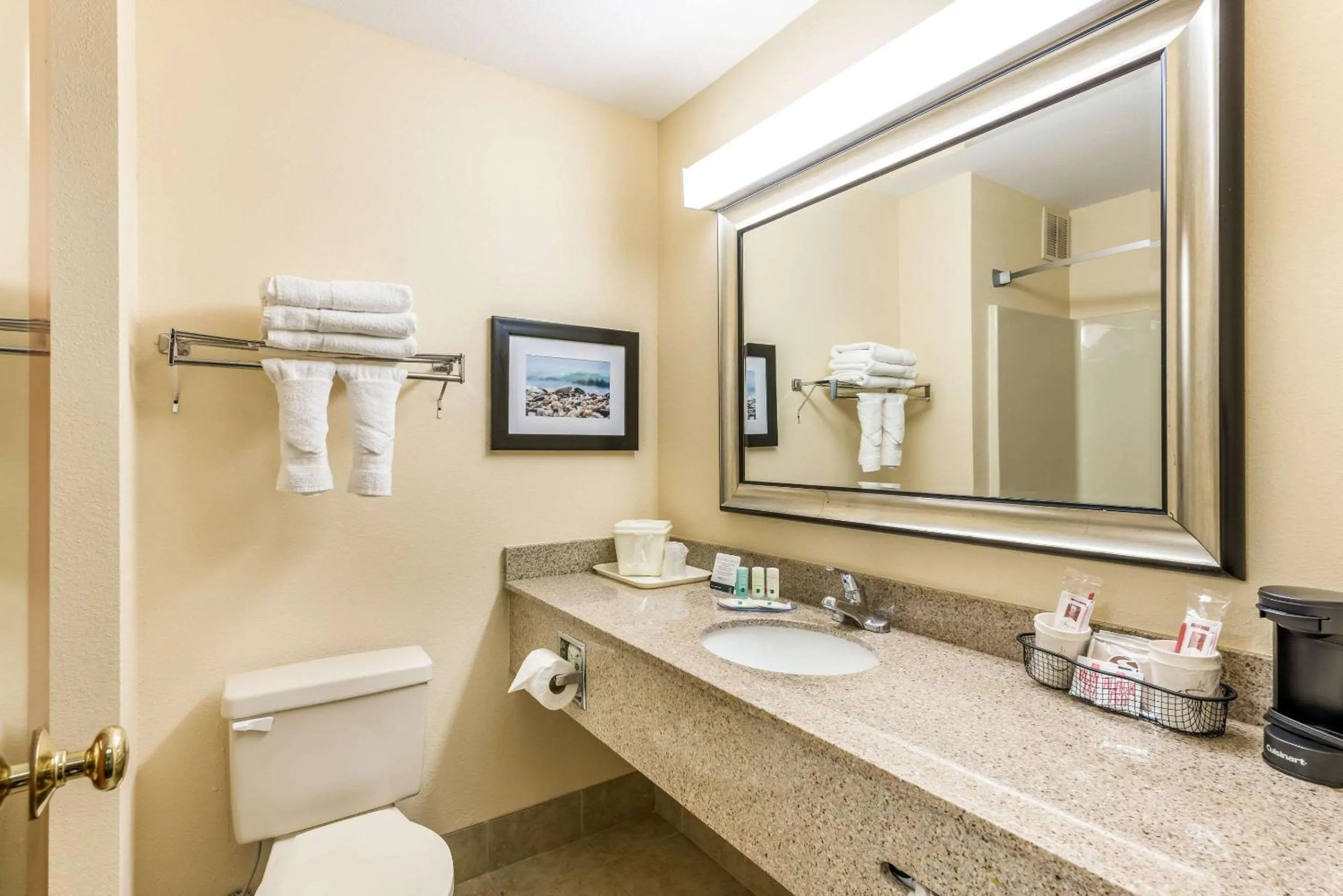 Bathroom in Quality Inn Huntersville near Lake Norman