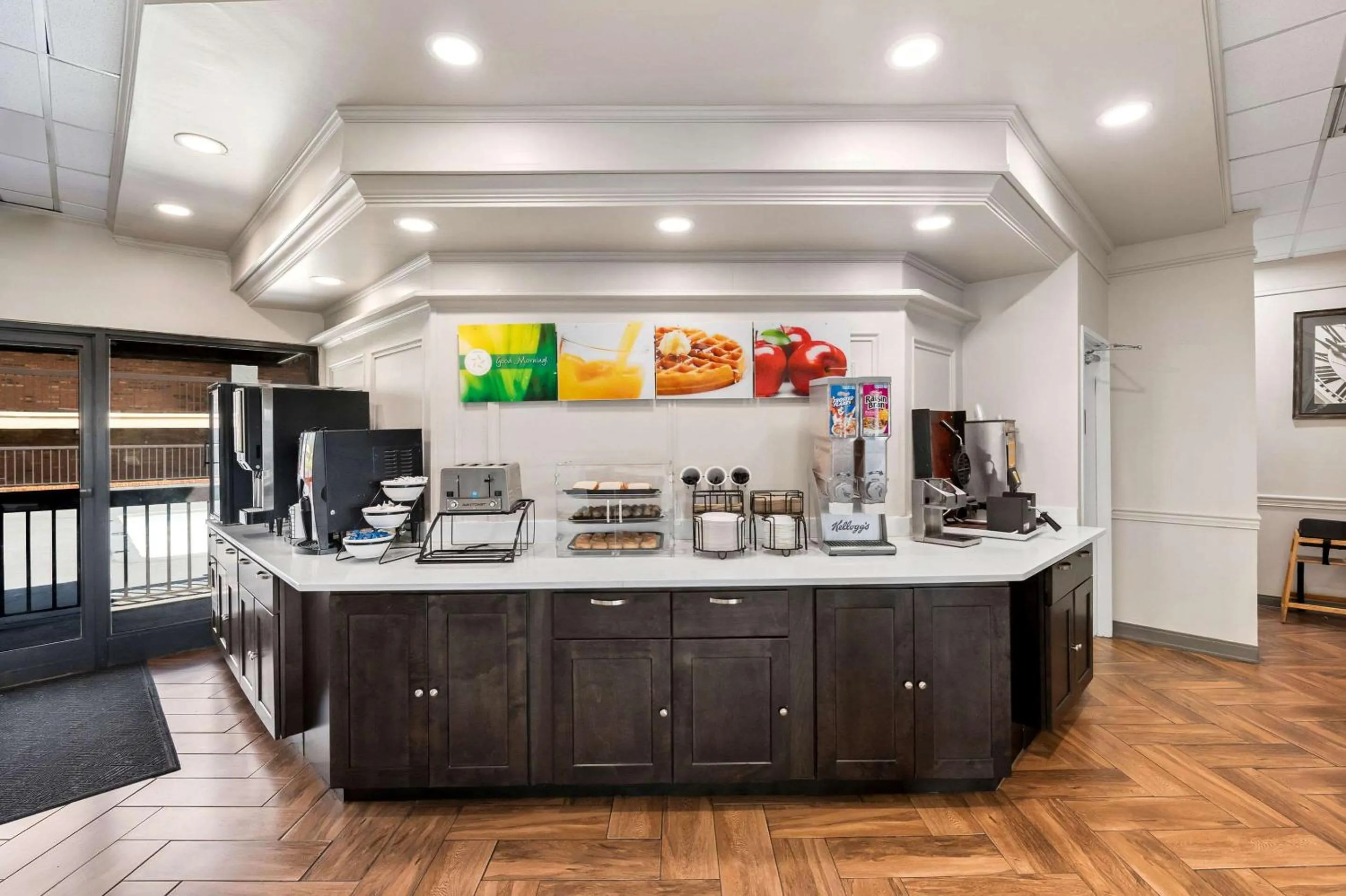 Lobby or reception in SureStay Plus Hotel by Best Western Fayetteville