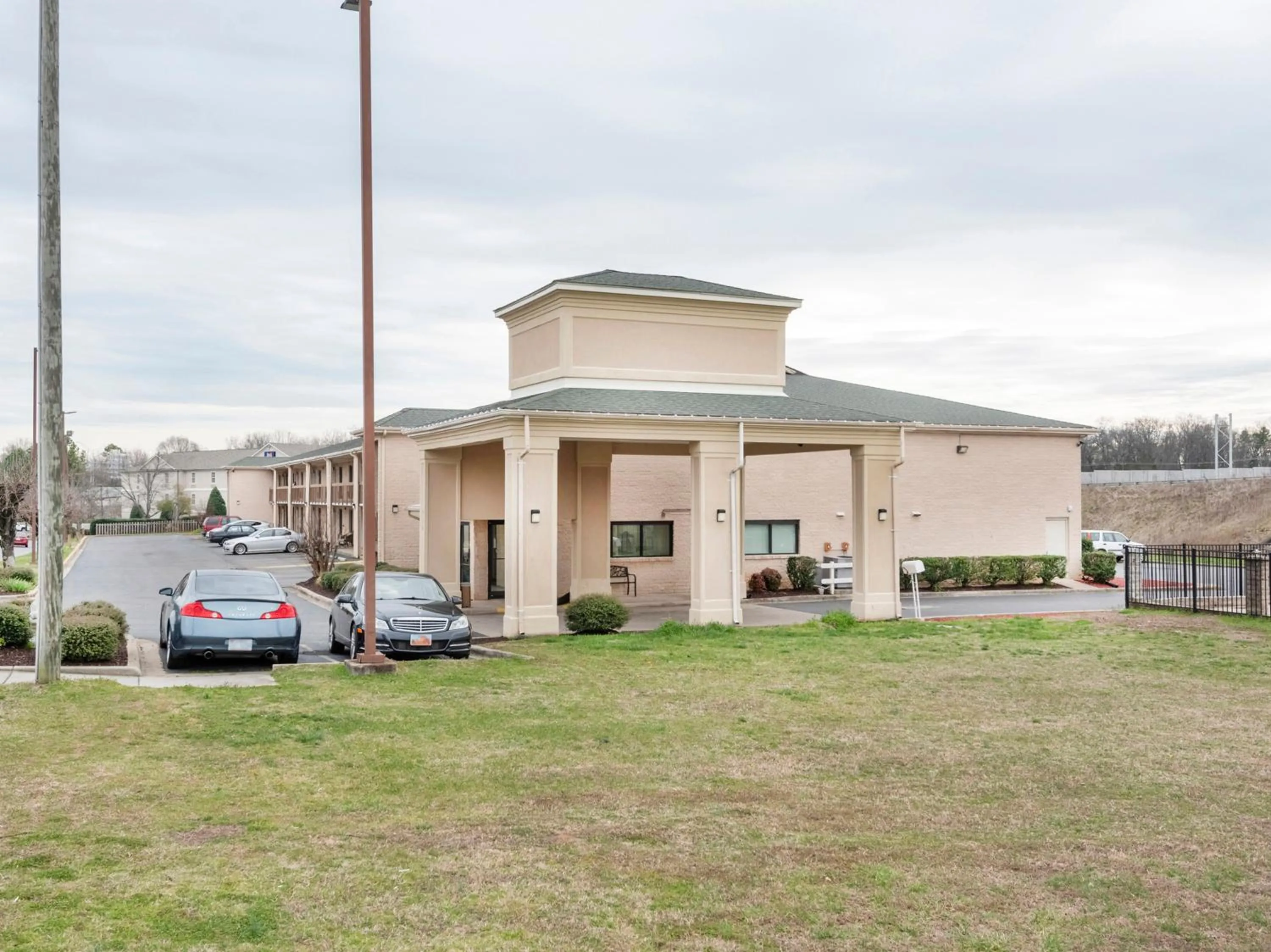 Property Building in OYO Hotel Kannapolis