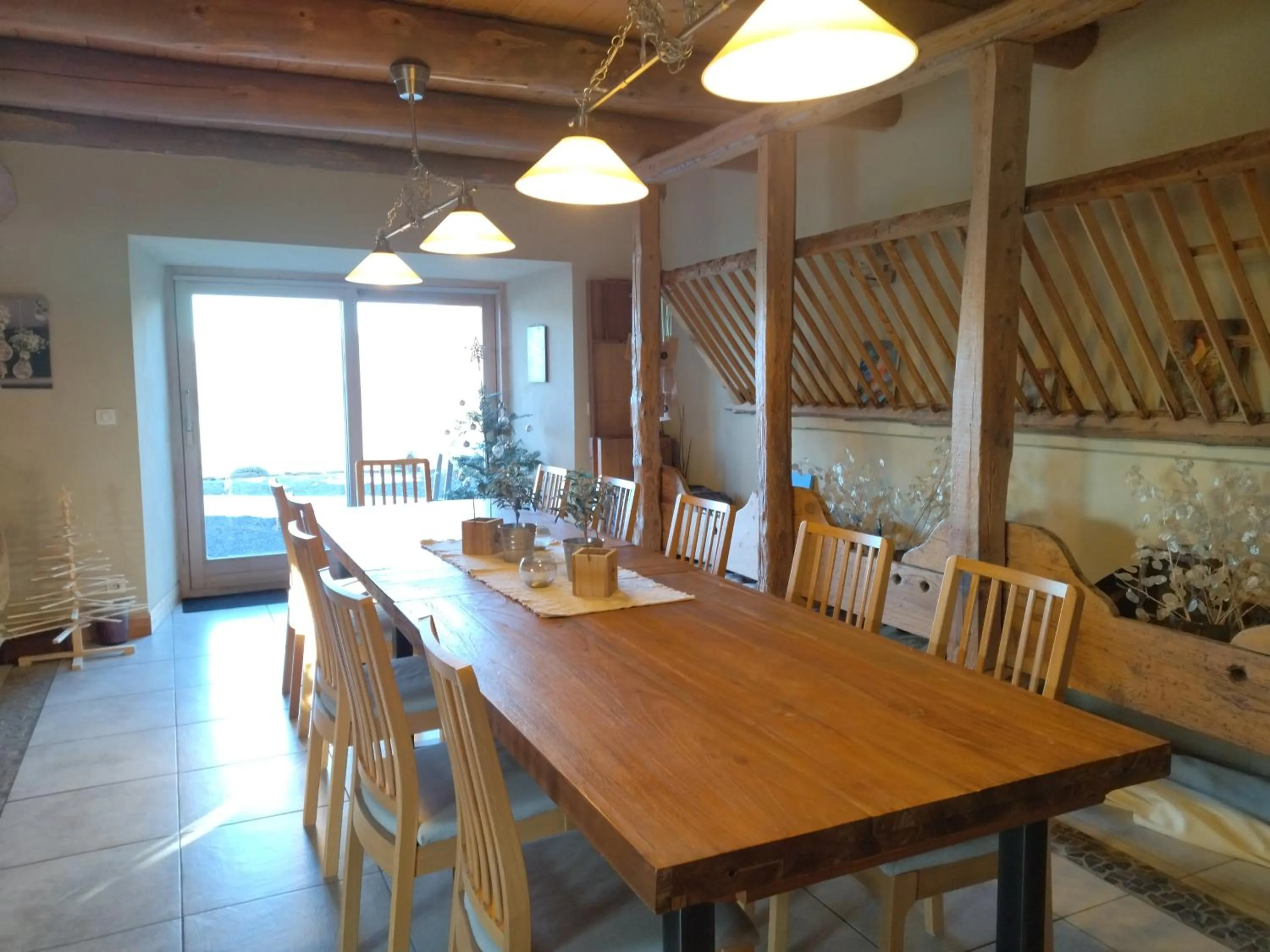 Dining area in La Ferme de Madelonnet