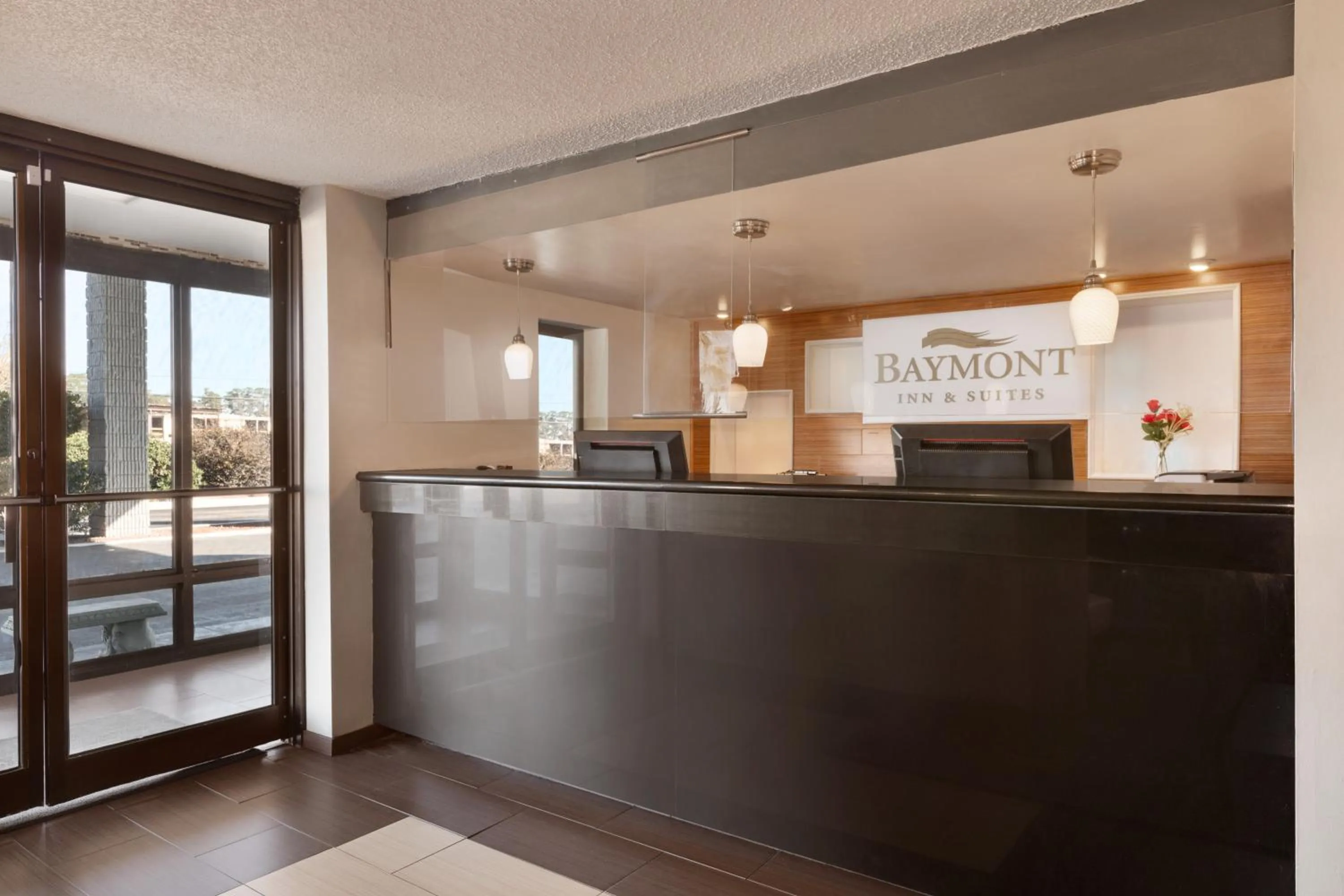 Lobby or reception in Baymont by Wyndham Wilmington