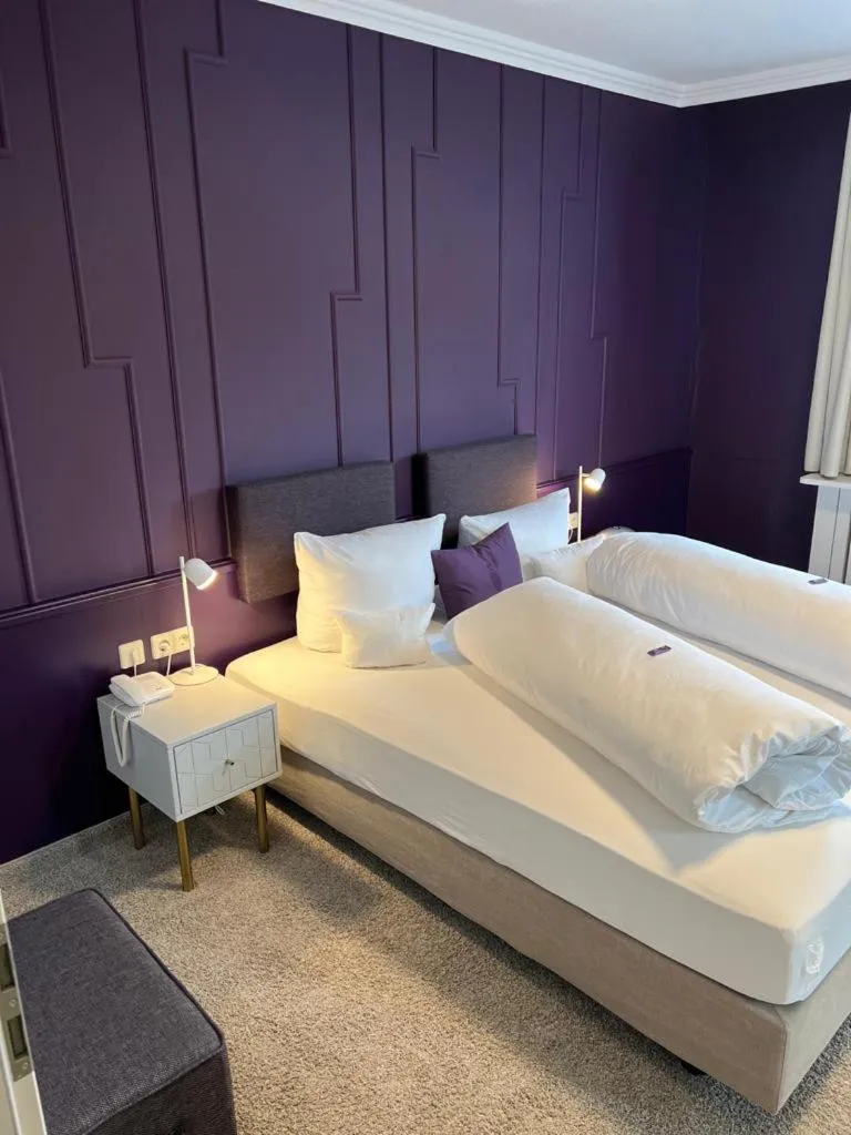 Bed in Hotel Schwarzwaldhof