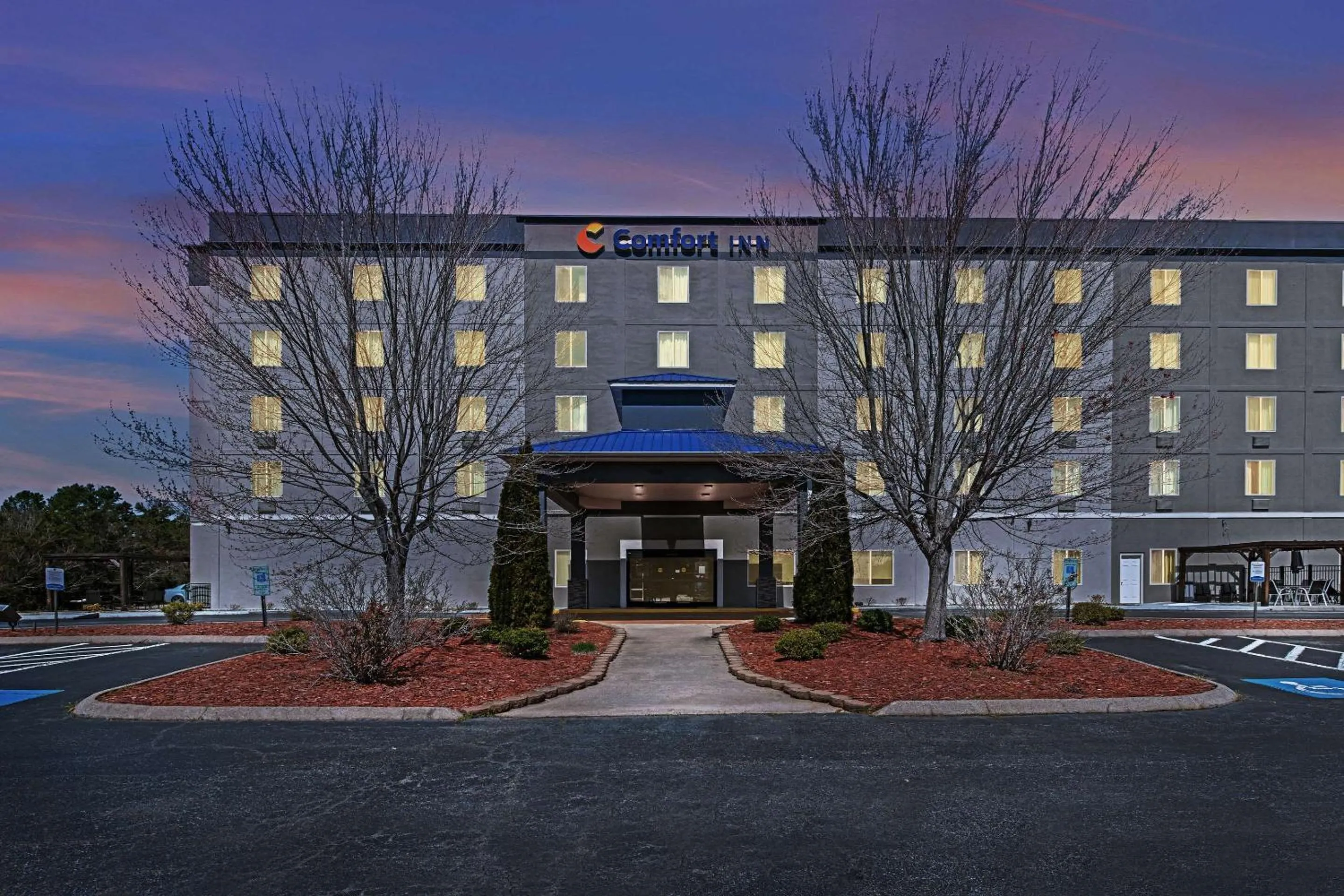Property building in Comfort Inn Thomasville I-85
