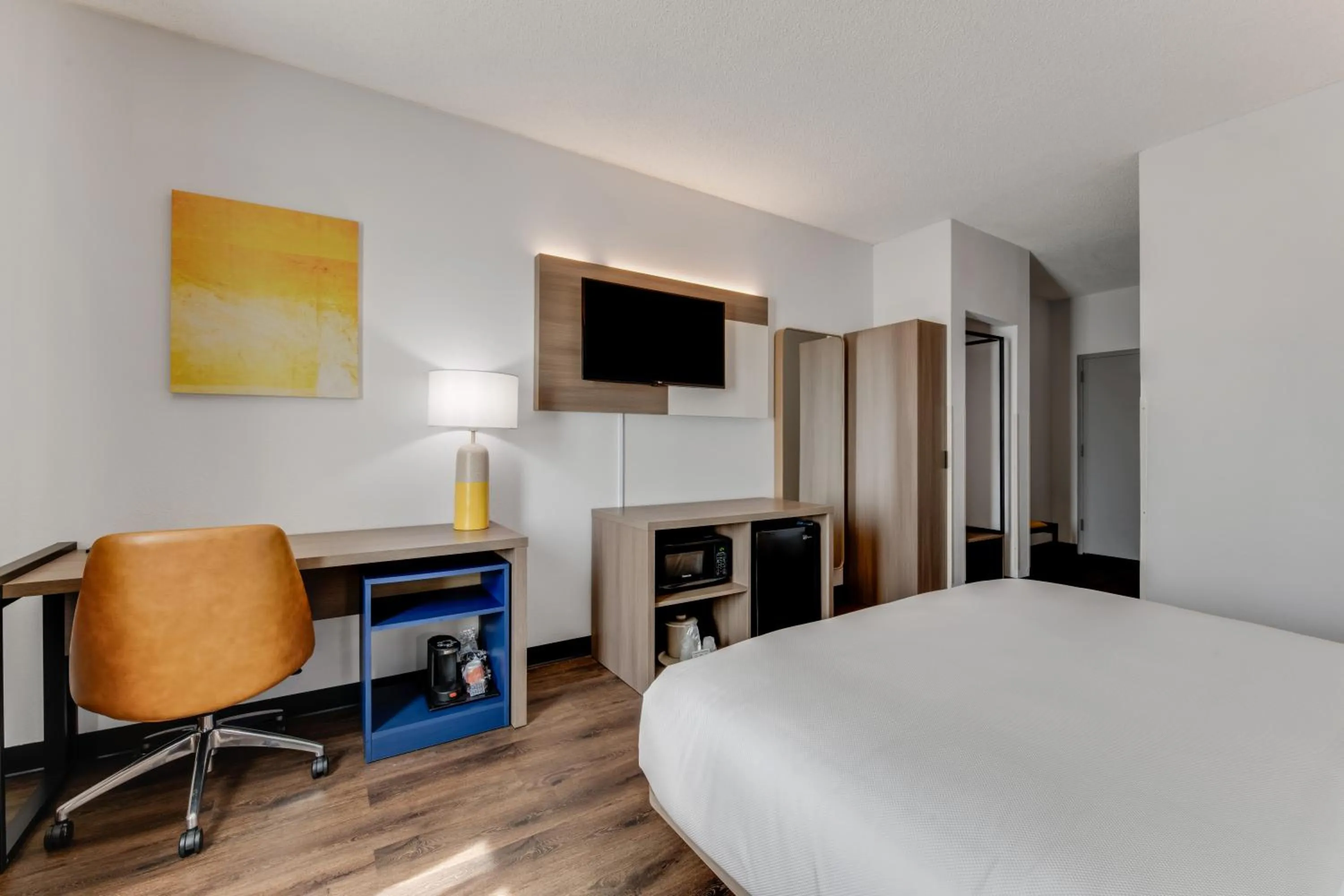 TV and multimedia, Bed in Comfort Inn Thomasville I-85