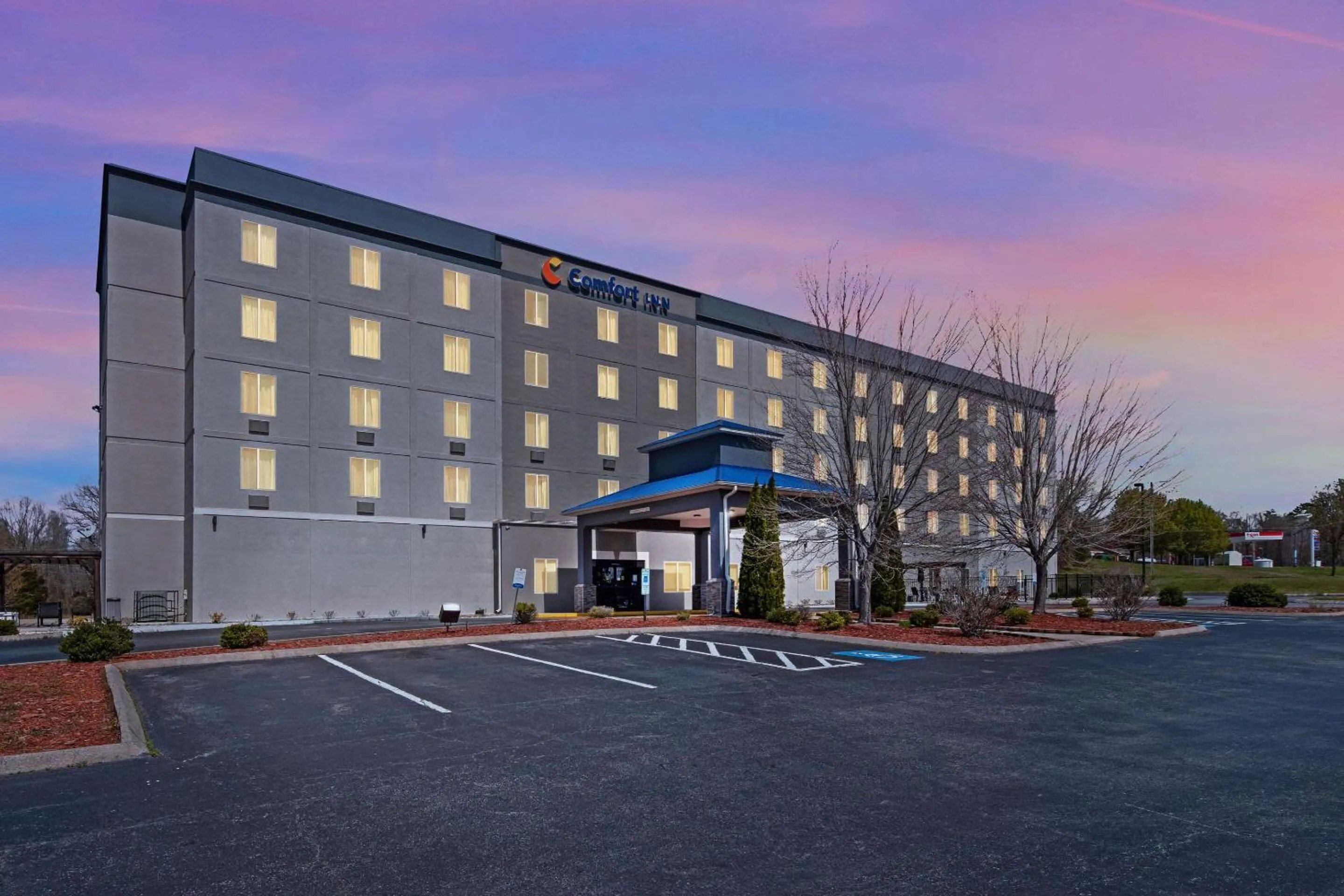 Property building in Comfort Inn Thomasville I-85