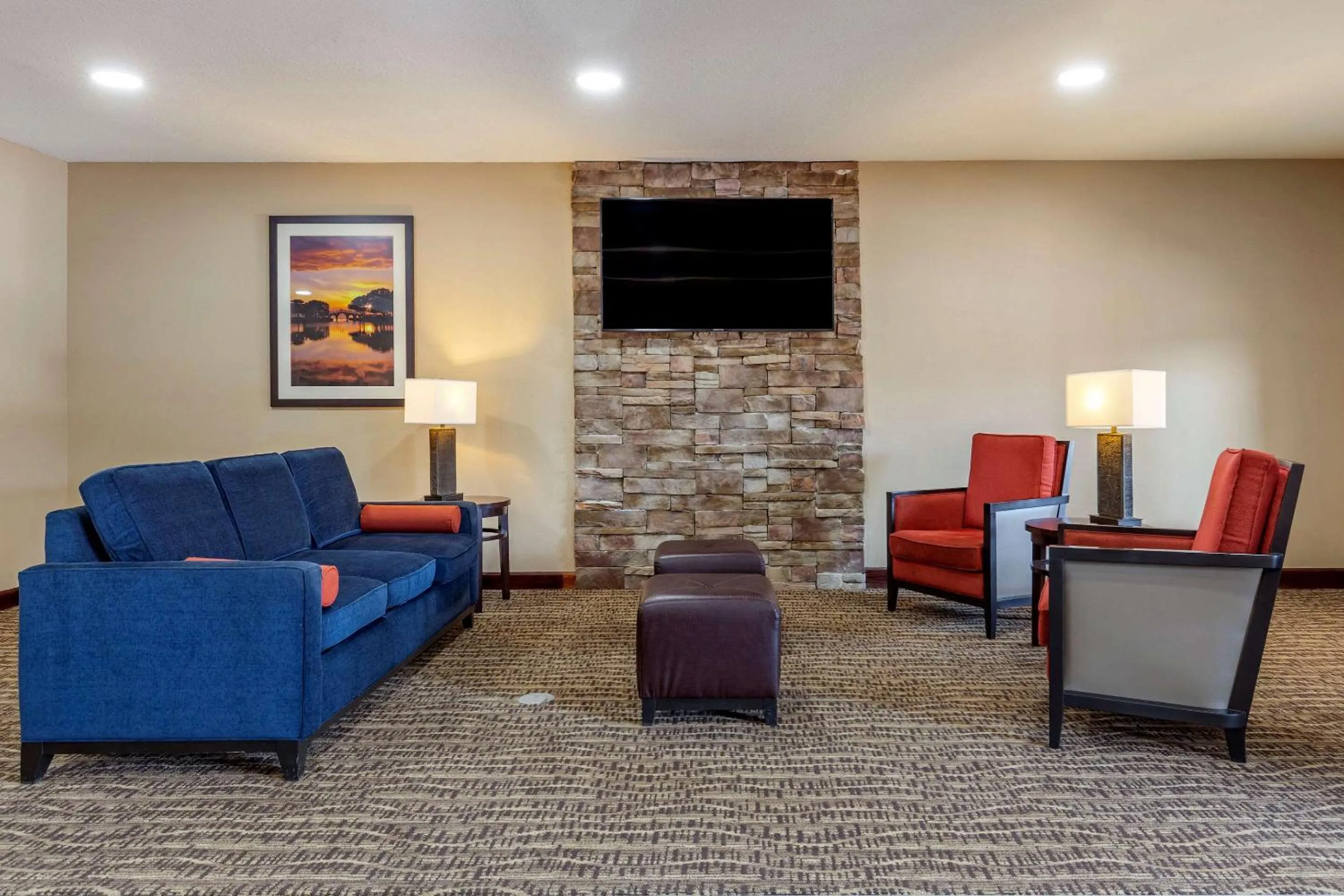 Lobby or reception in Comfort Inn Smithfield near I-95