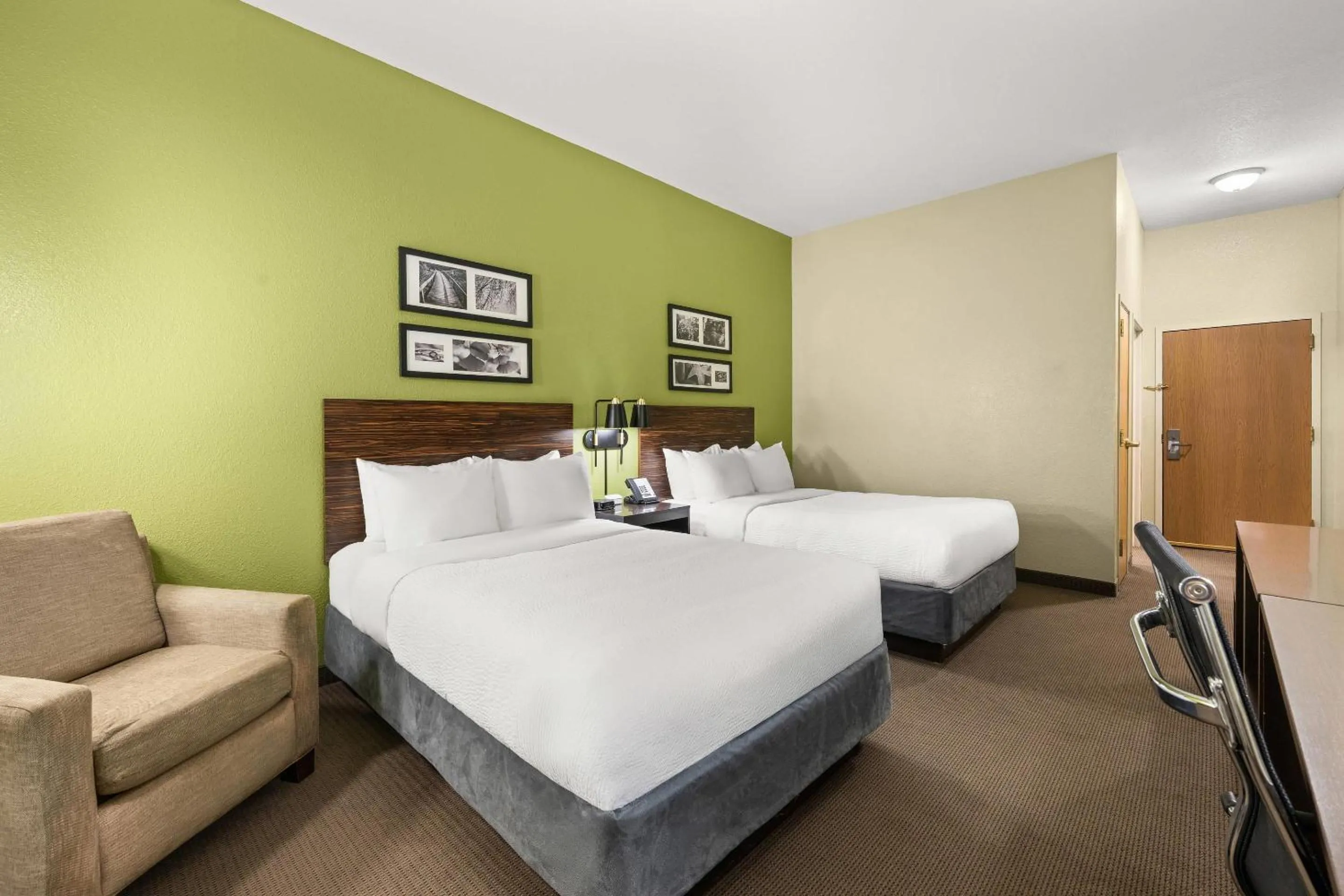 Bedroom, Bed in Sleep Inn Boone University Area