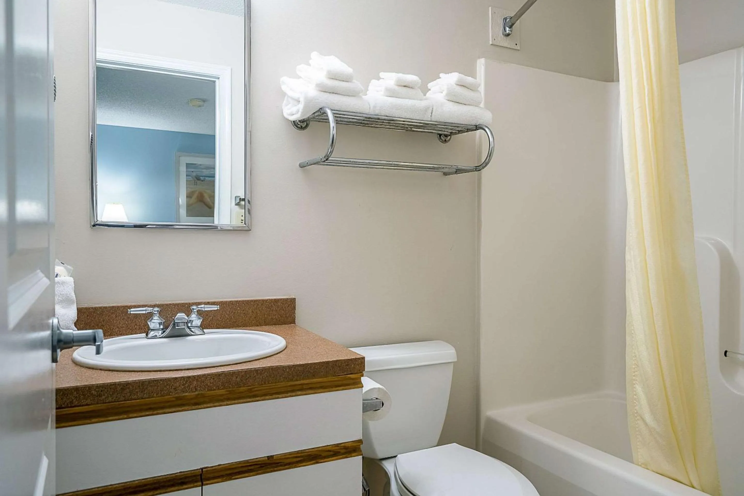 Bedroom in Suburban Studios of Wilmington