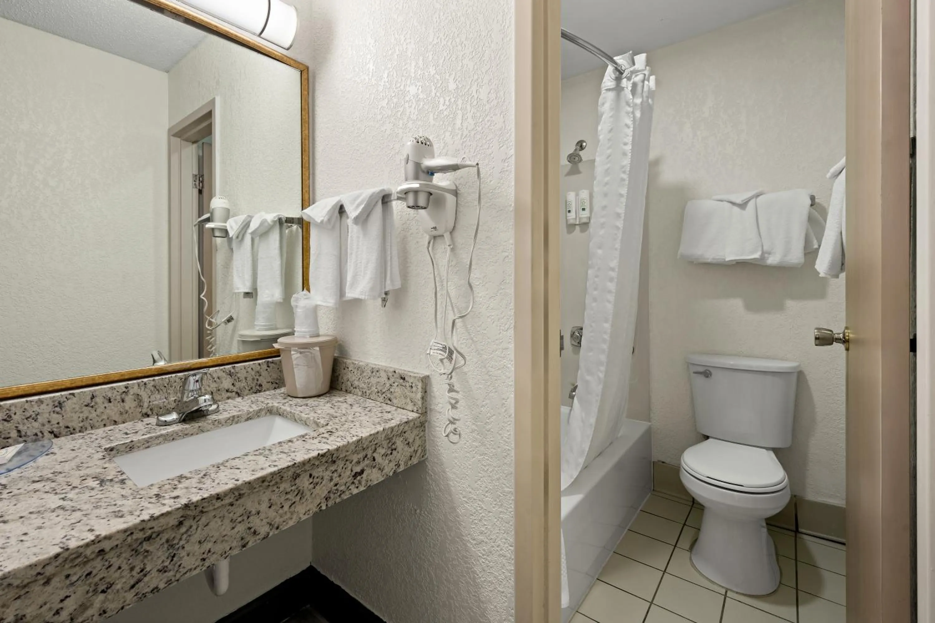 Standard King Room - Non-Smoking  in Quality Inn Rocky Mount