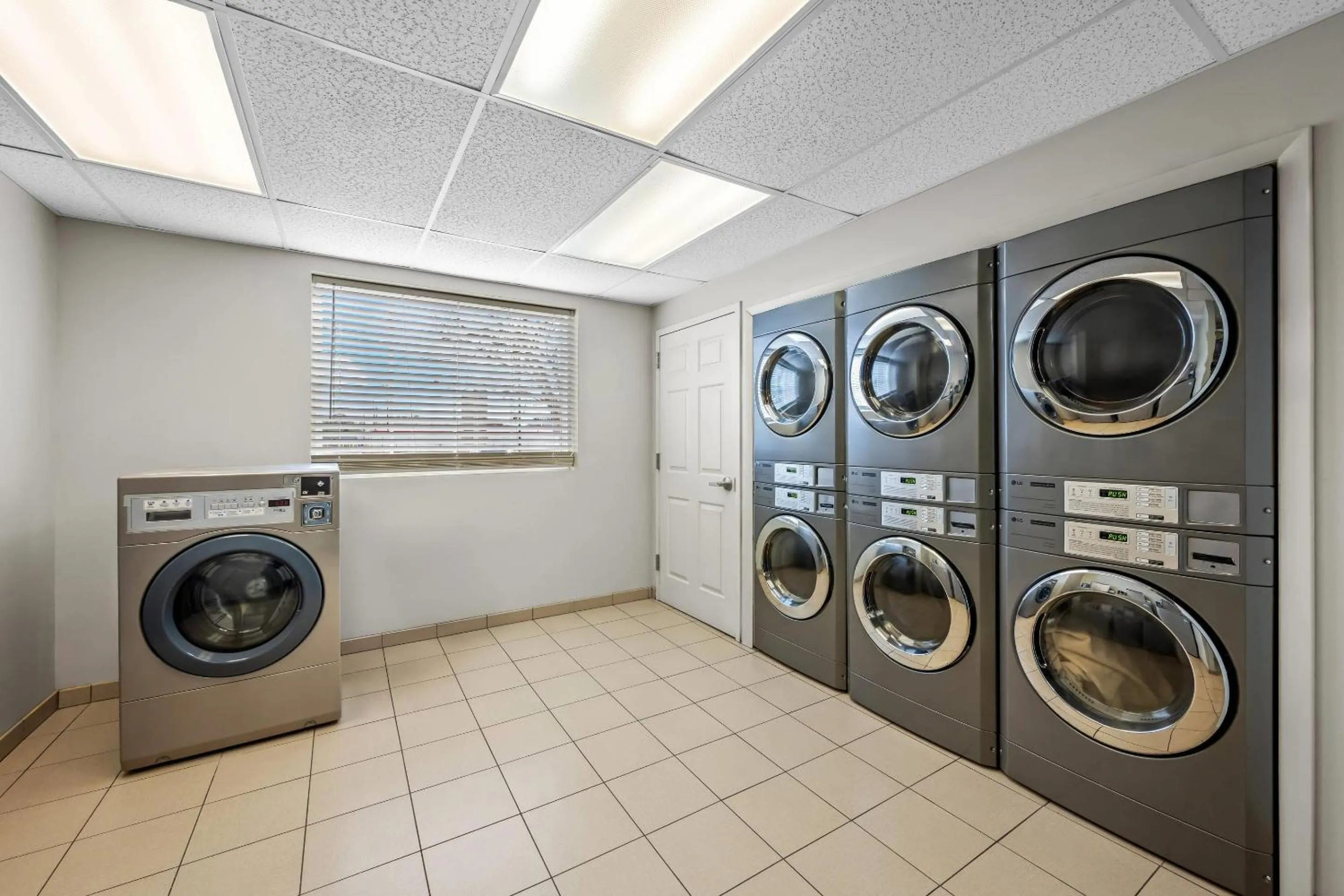 Other in Suburban Studios Near Camp Lejeune