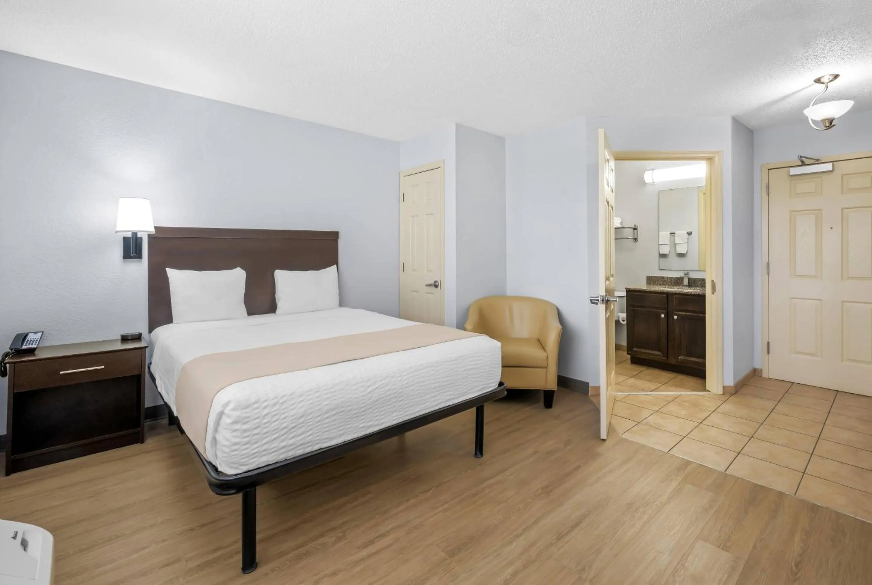 Bedroom, Bed in Suburban Studios Near Camp Lejeune