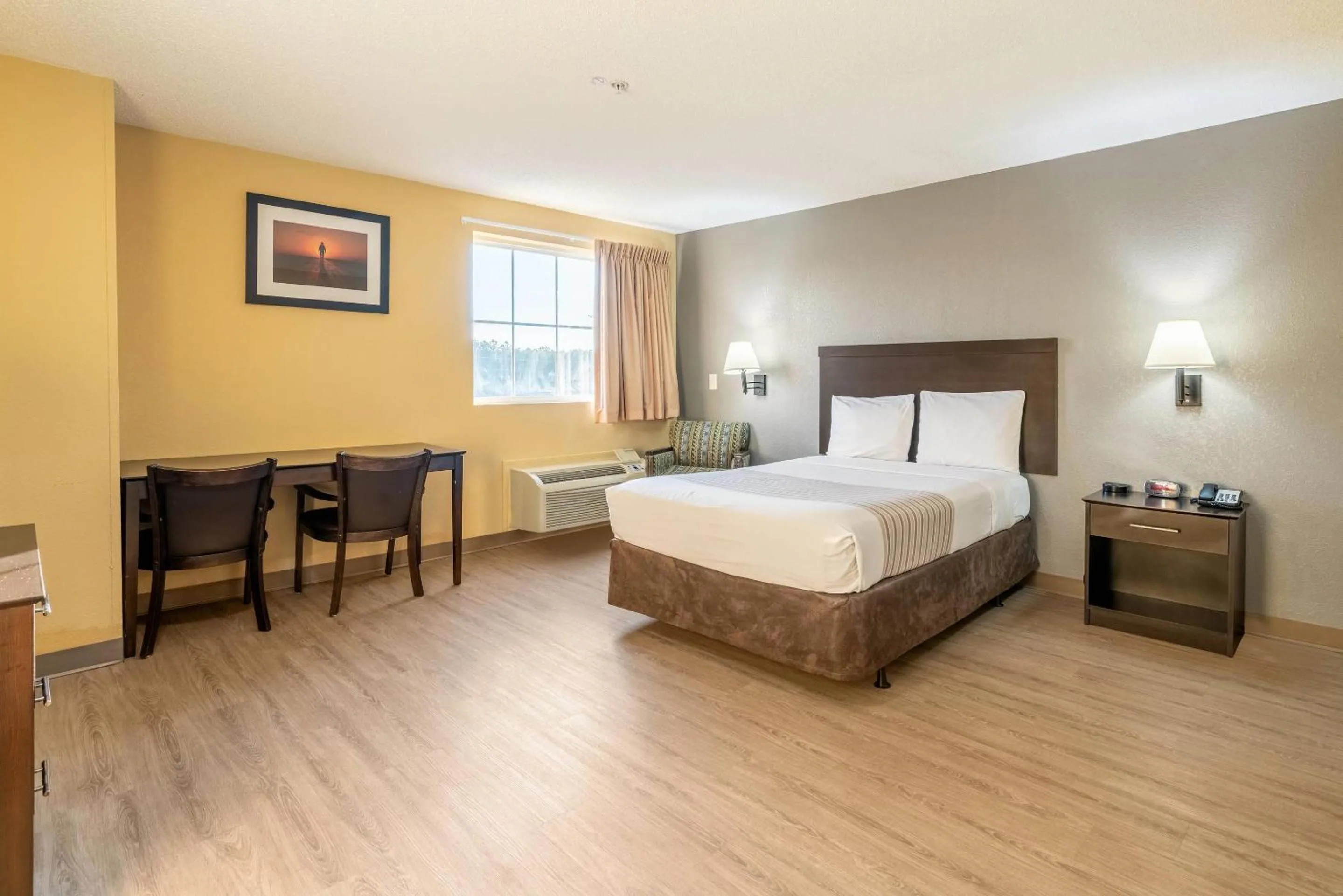 Bedroom, Bed in Suburban Studios Near Camp Lejeune