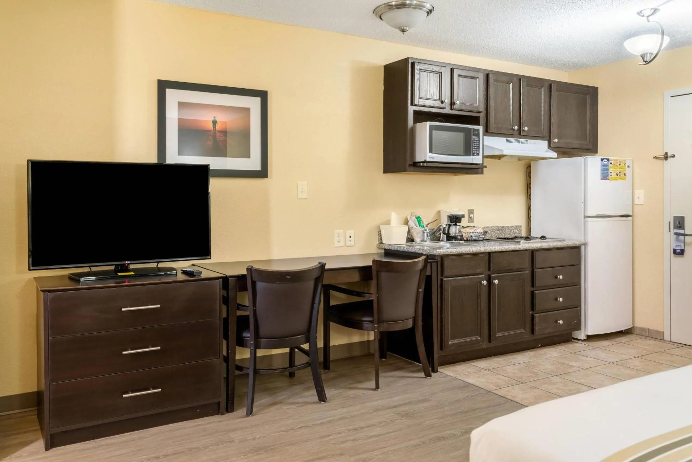 Bedroom in Suburban Studios Near Camp Lejeune