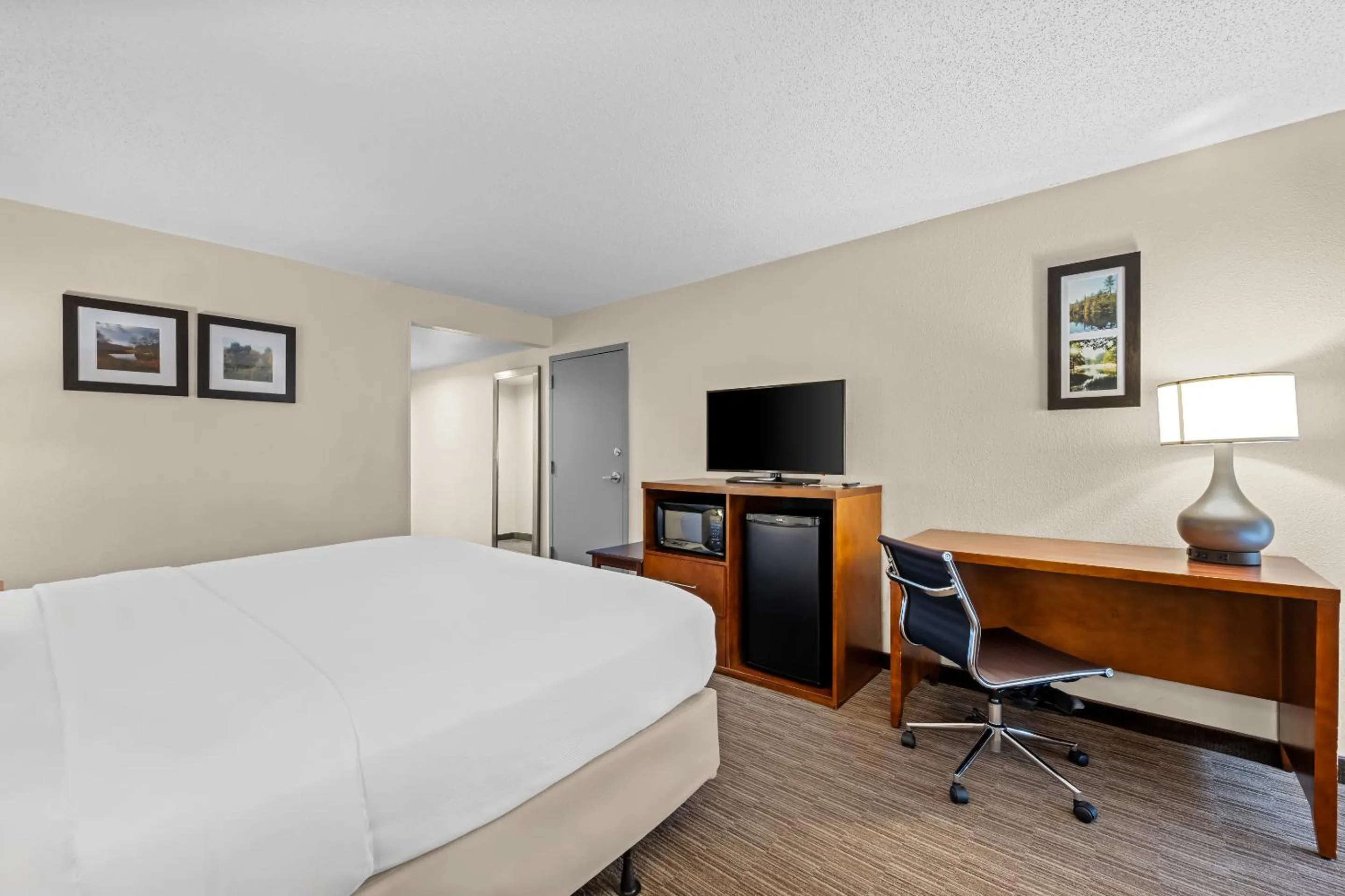 Bed in Comfort Inn & Suites Oxford South