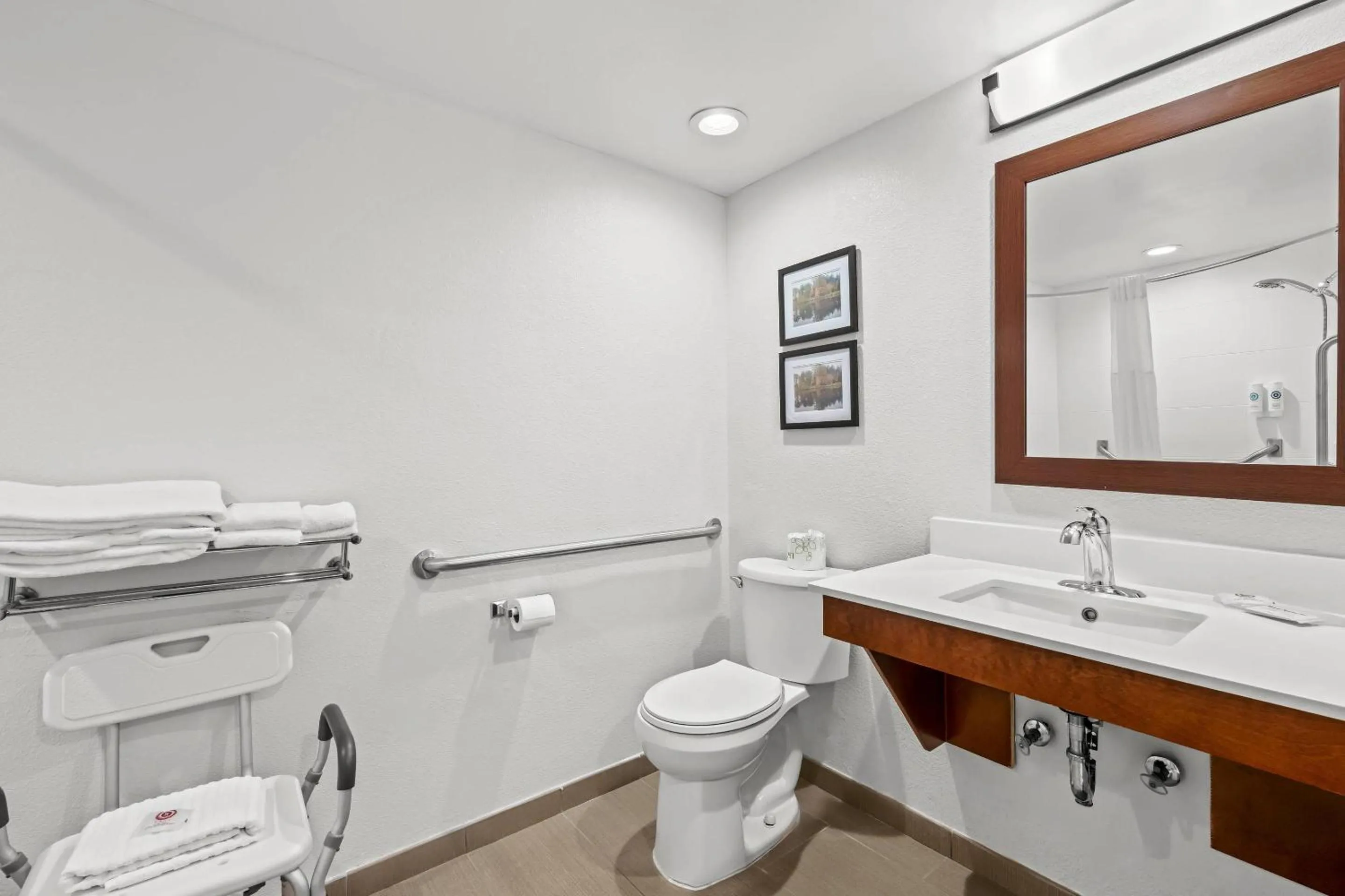 Bedroom in Comfort Inn & Suites Oxford South