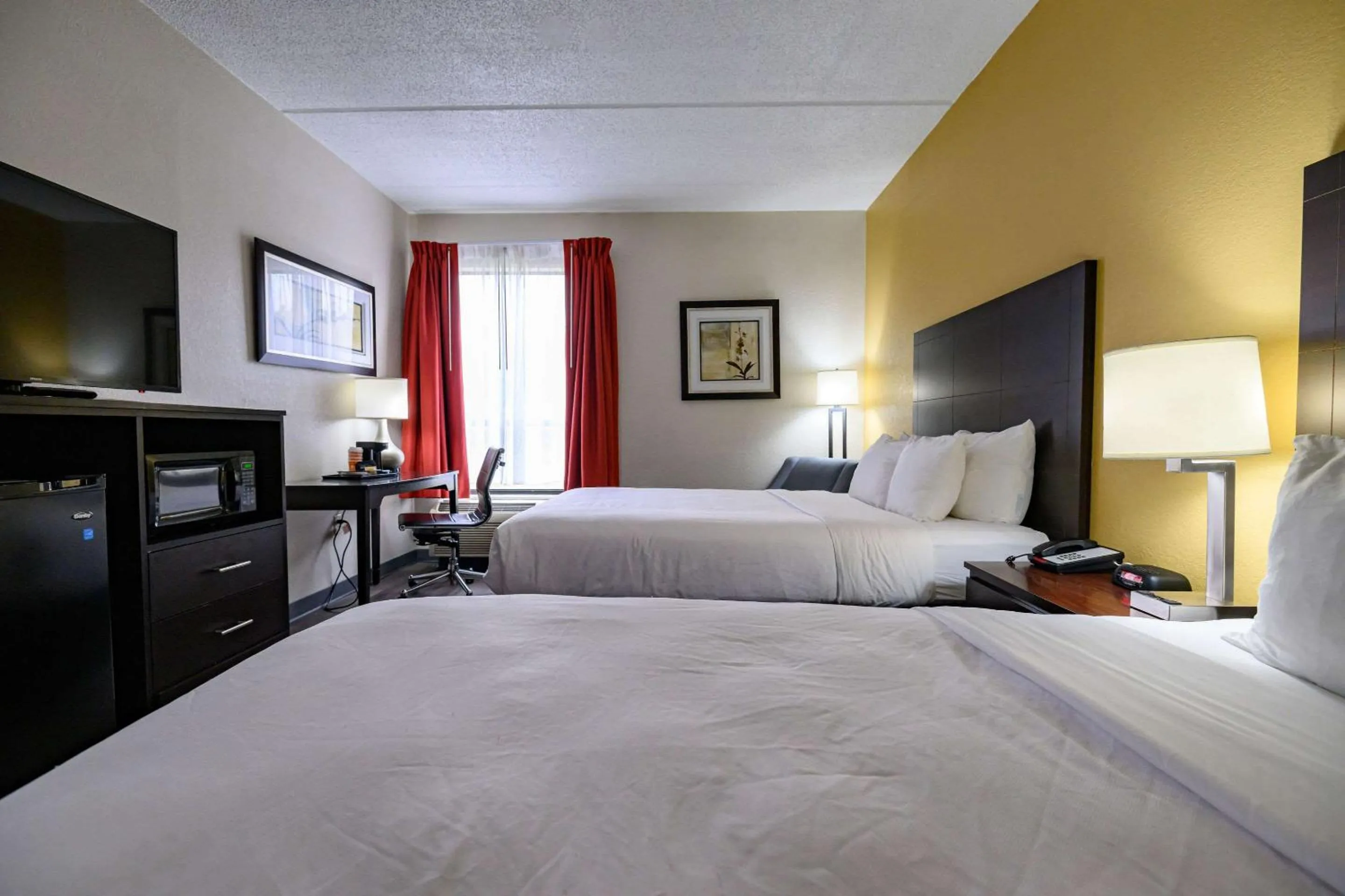 Bedroom, Bed in Quality Inn & Suites Lexington South