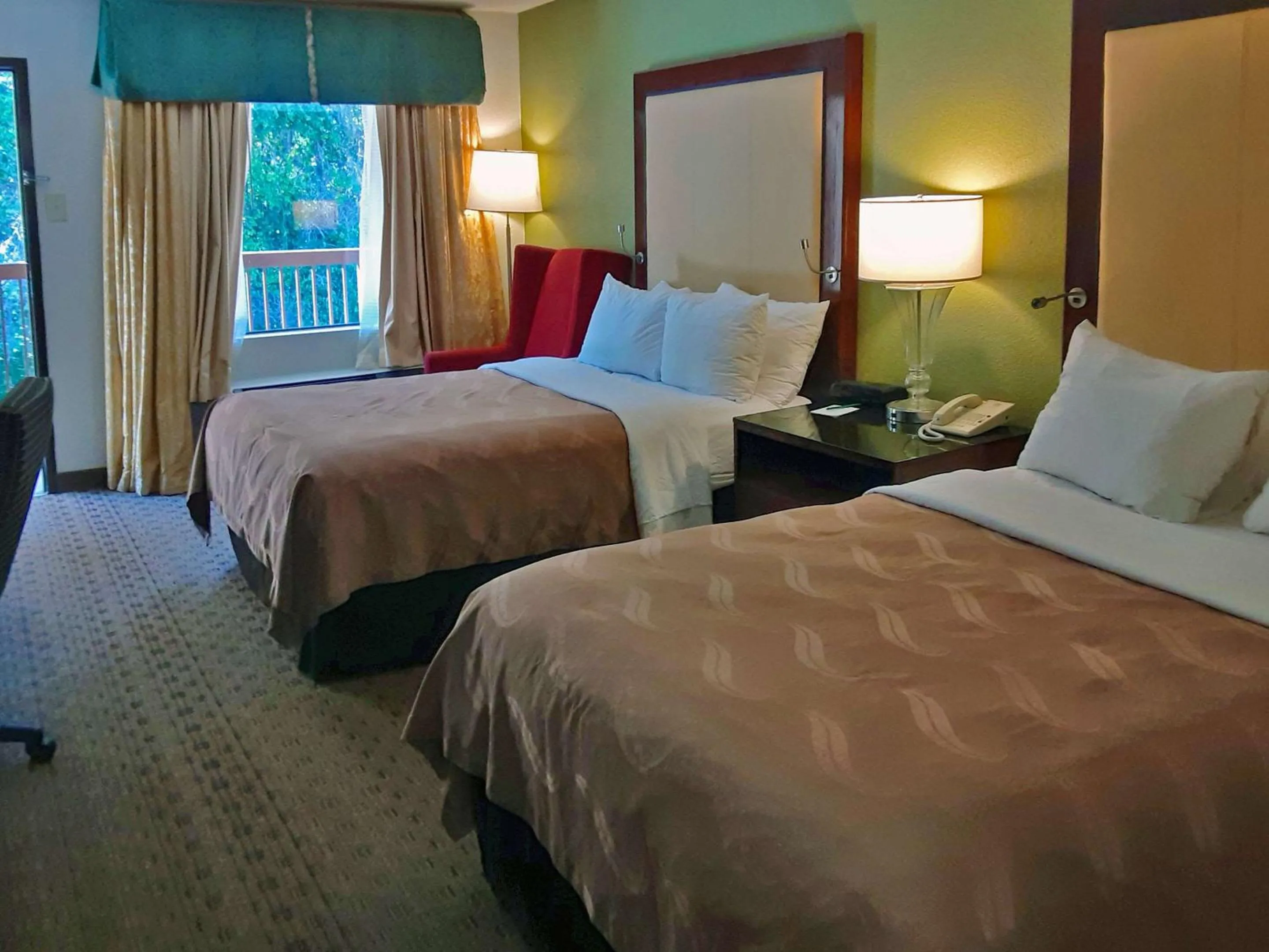 Bedroom, Bed in Quality Inn Morganton