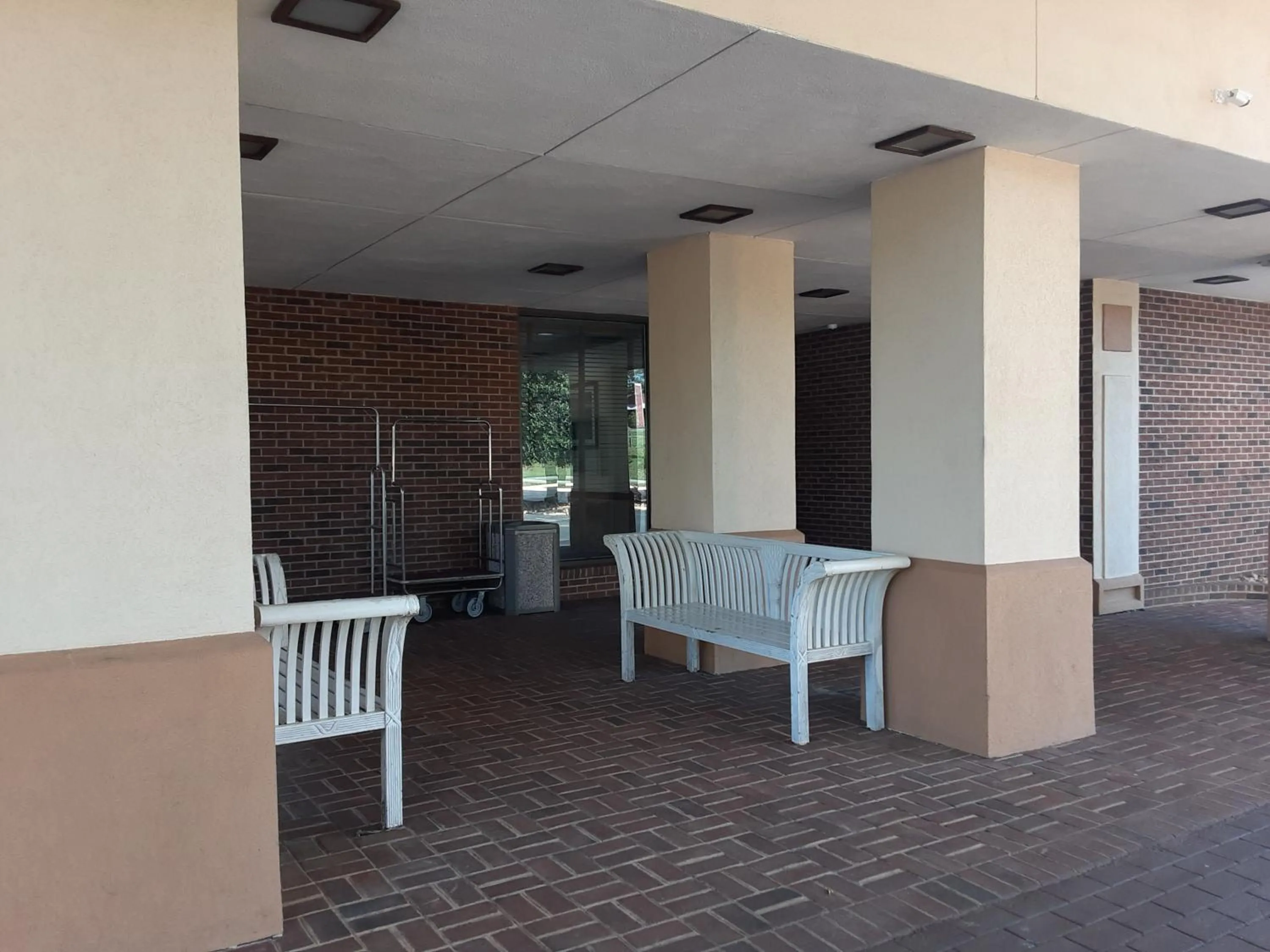 Seating area in Quality Inn Morganton
