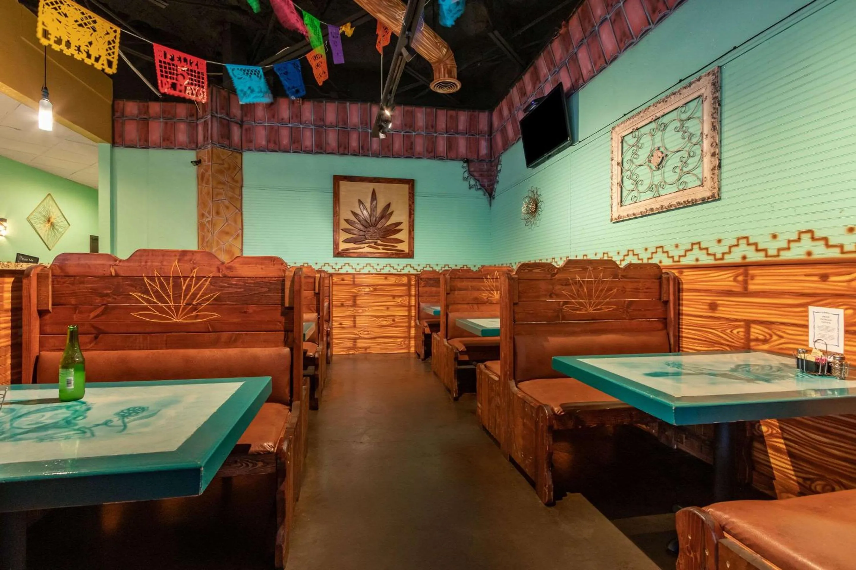 Restaurant/places to eat in Clarion Inn Asheville Airport