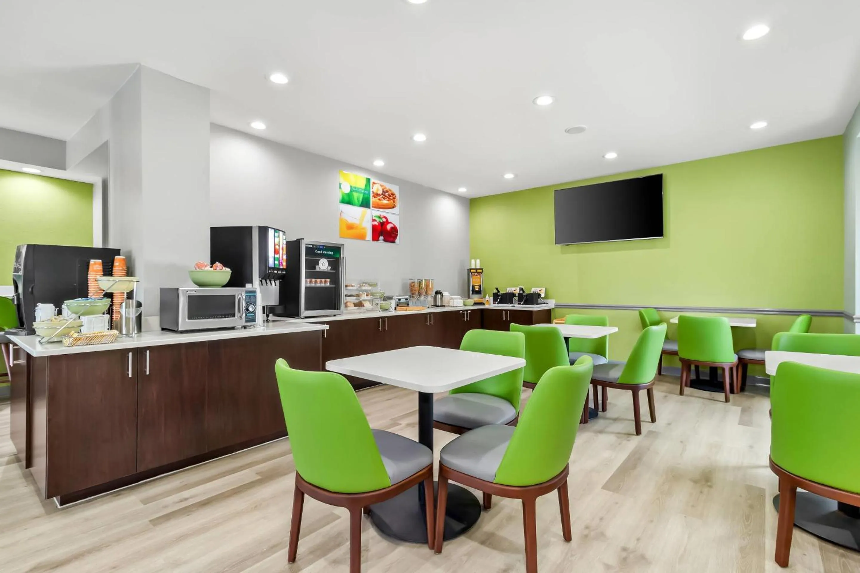 Breakfast in Quality Inn Shallotte near Ocean Isle Beach