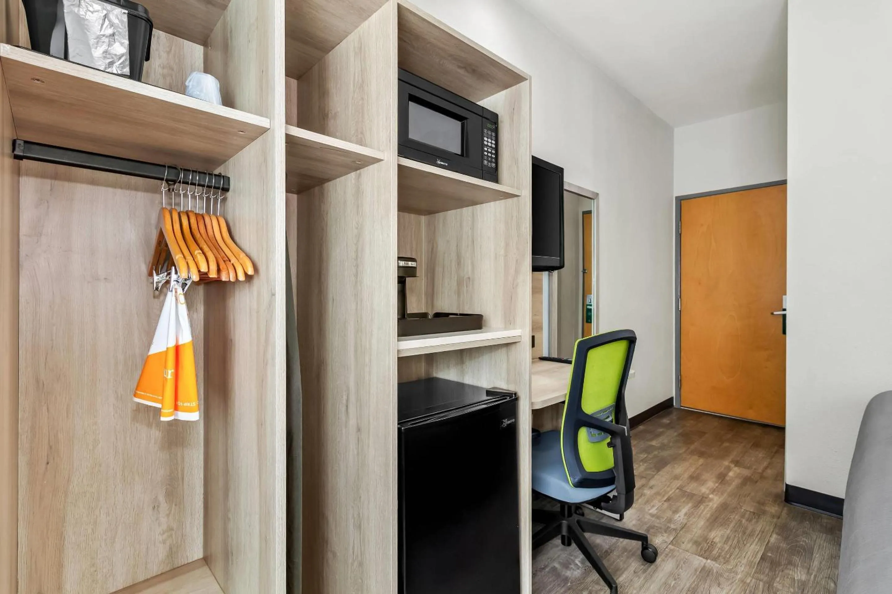 Bedroom in Quality Inn Shallotte near Ocean Isle Beach