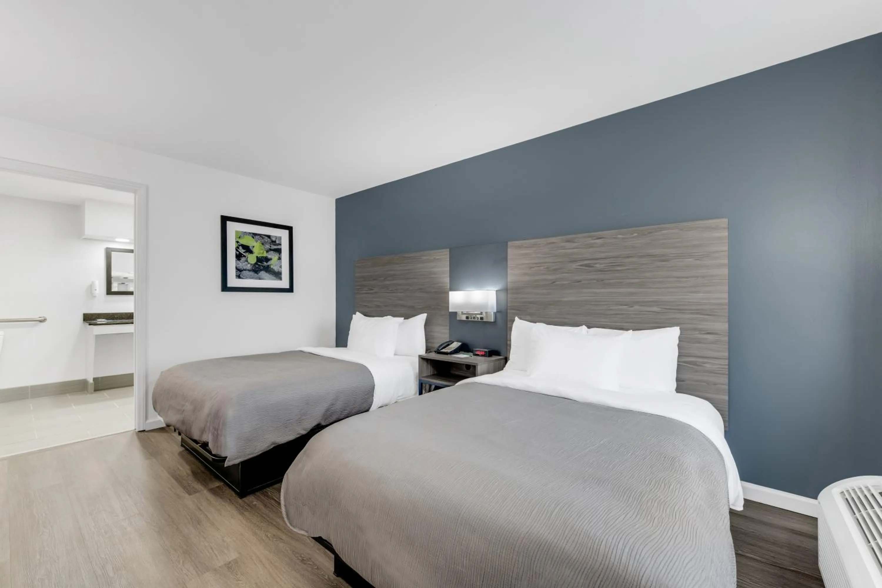 Bedroom, Bed in Quality Inn Laurinburg