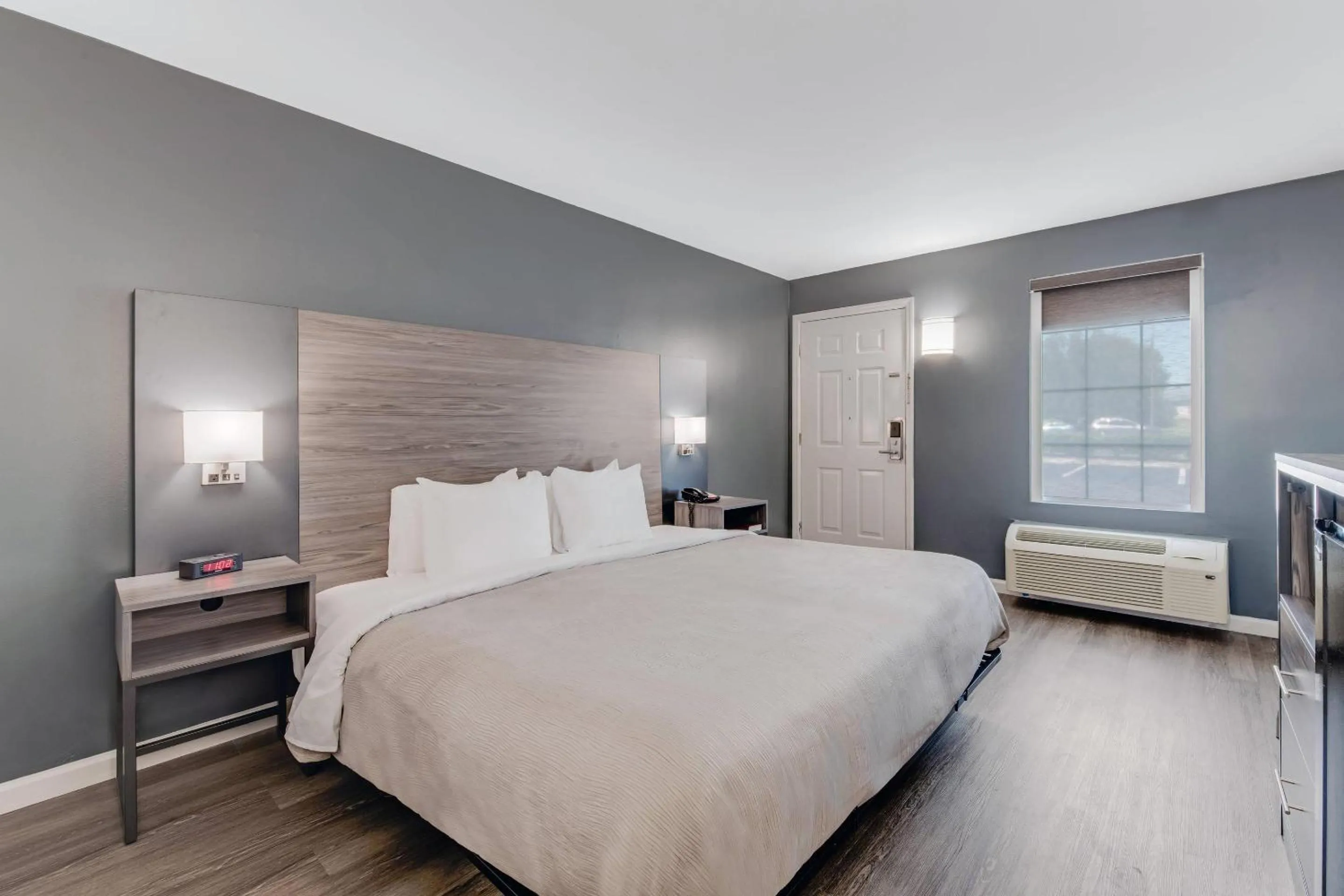 Bedroom, Bed in Quality Inn Laurinburg