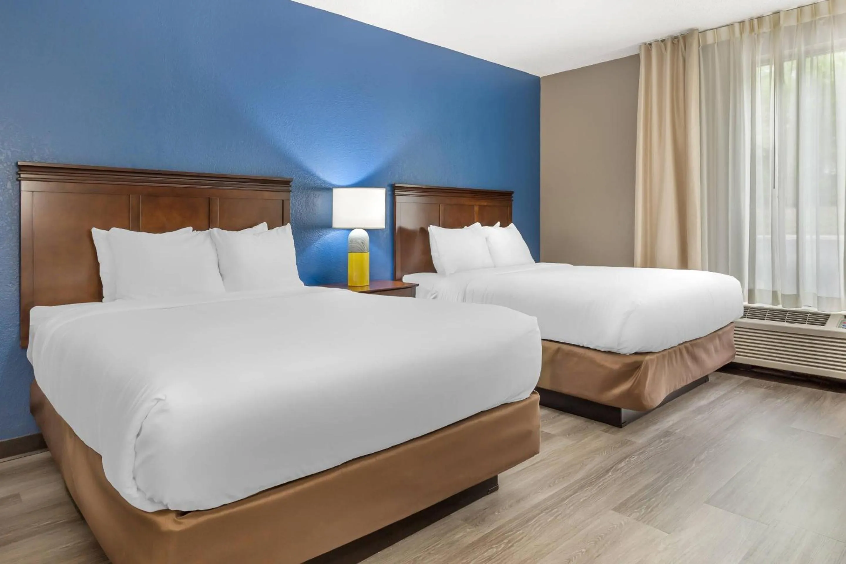 Bedroom, Bed in Comfort Inn Pinehurst - Southern Pines