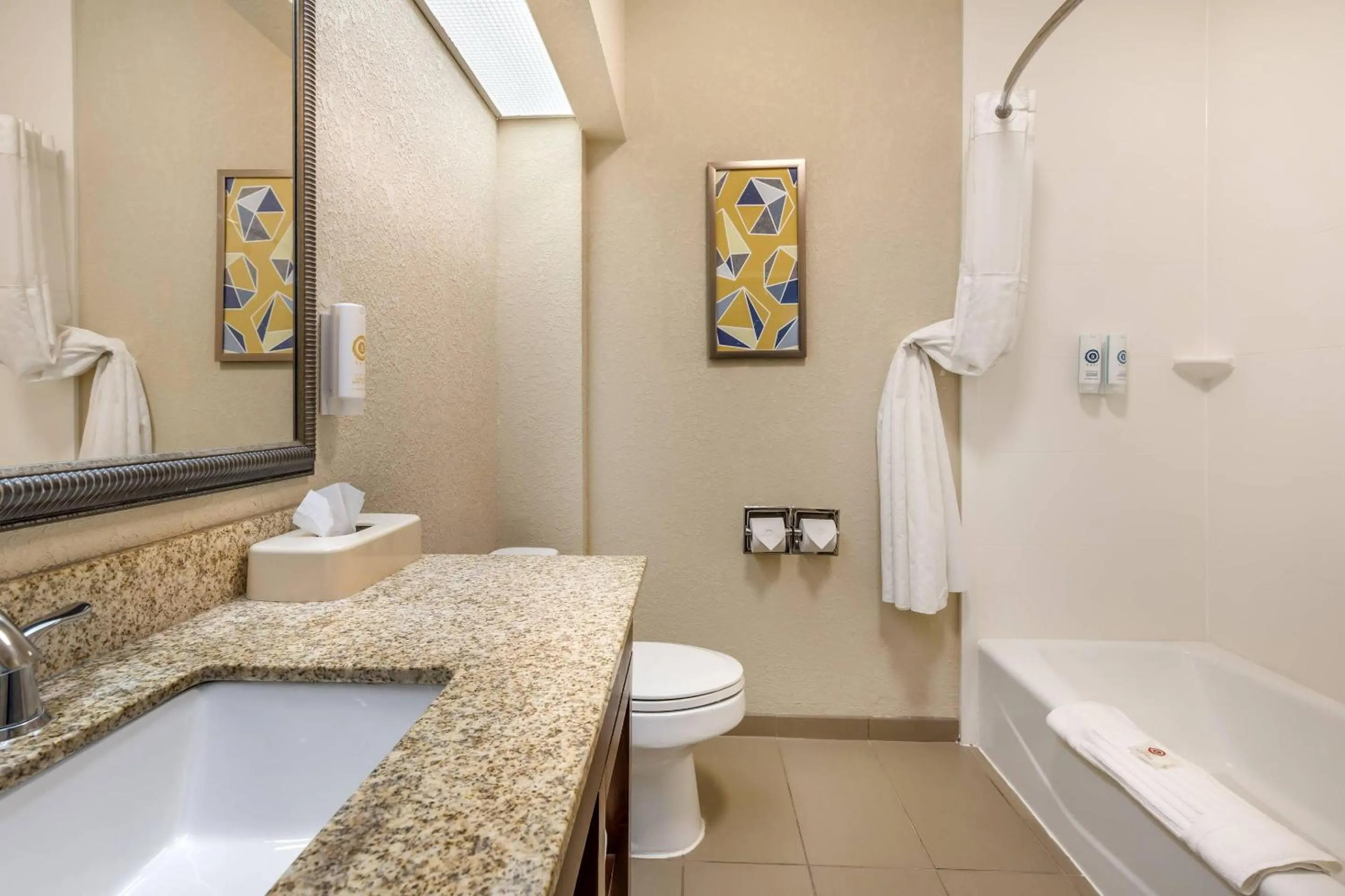 Bedroom in Comfort Inn Pinehurst - Southern Pines