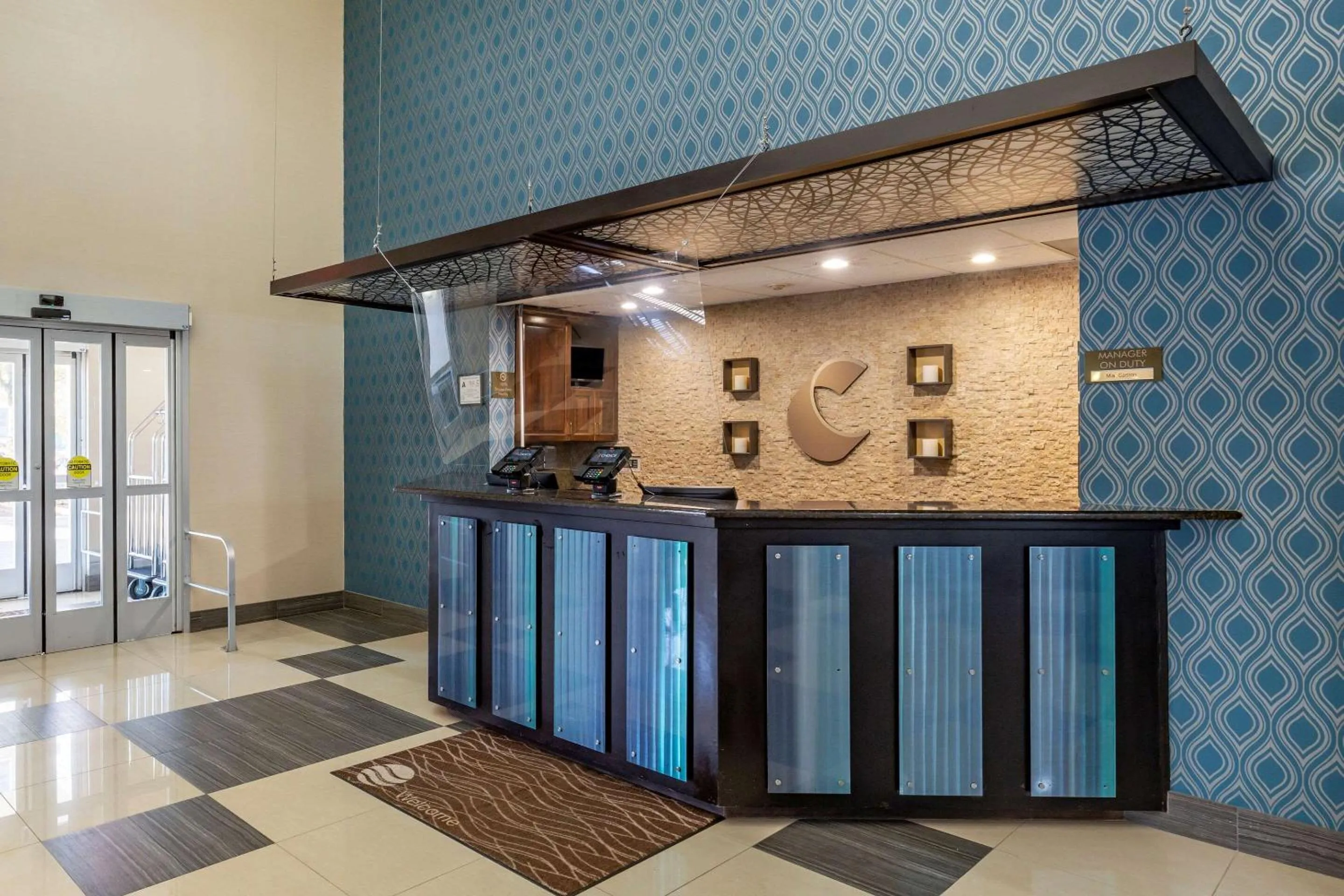 Lobby or reception in Comfort Suites Pineville - Ballantyne Area