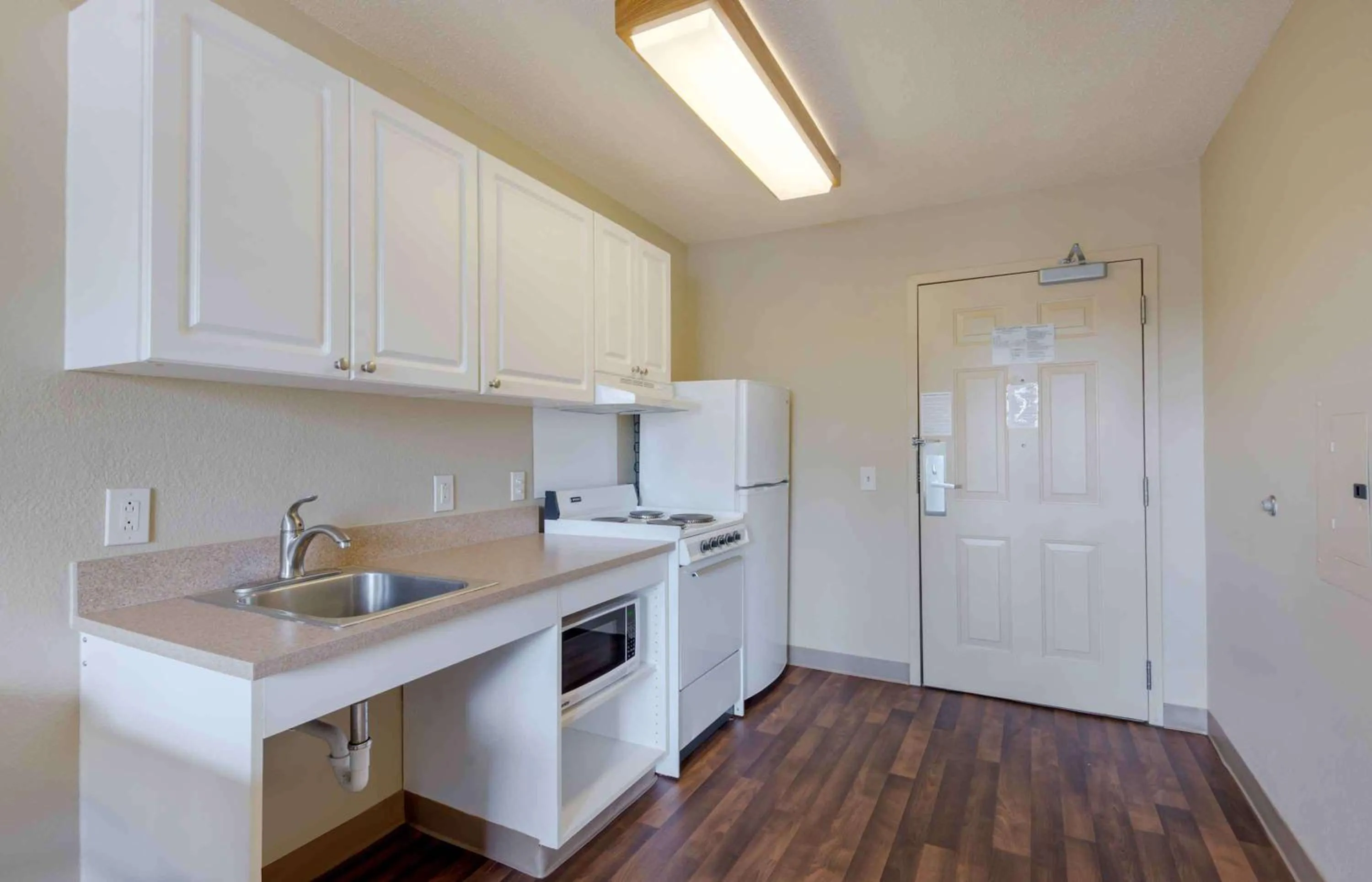 Kitchen or kitchenette in Extended Stay America Suites - Greensboro - Airport