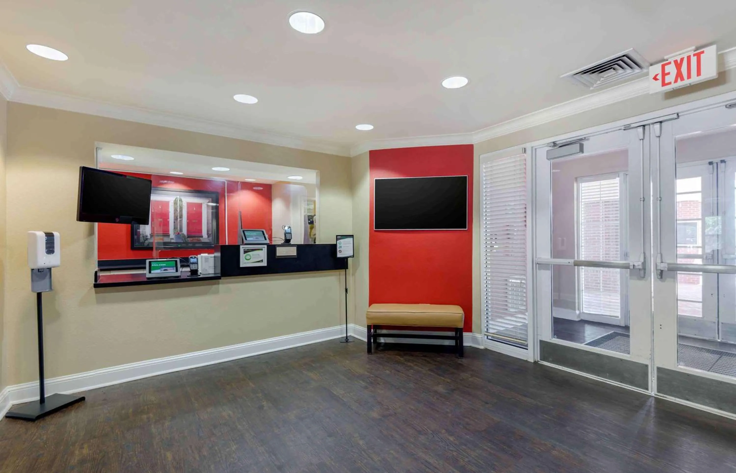 Lobby or reception in Extended Stay America Suites - Greensboro - Airport