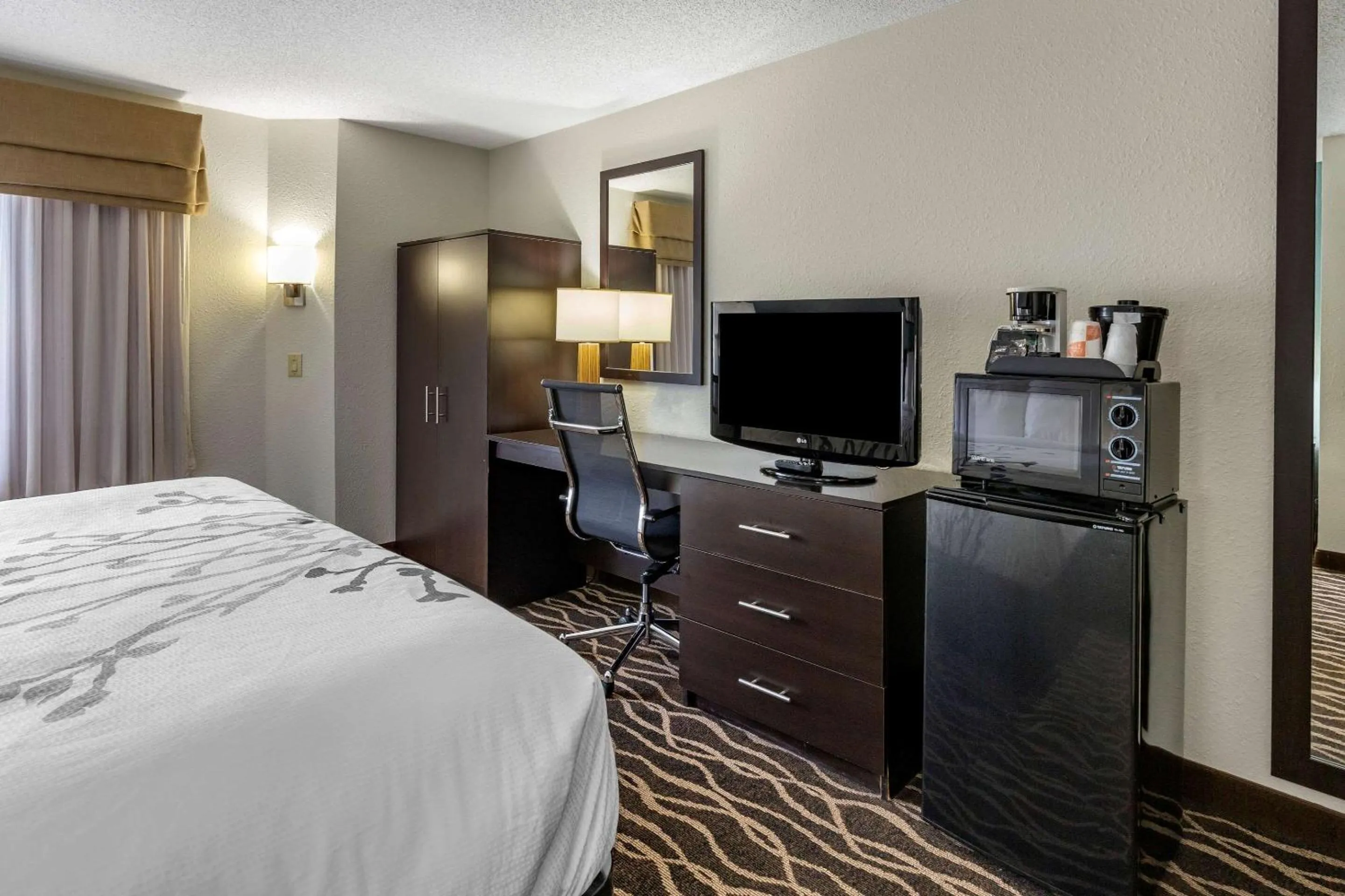 Bedroom, Bed in Sleep Inn Fayetteville I-95