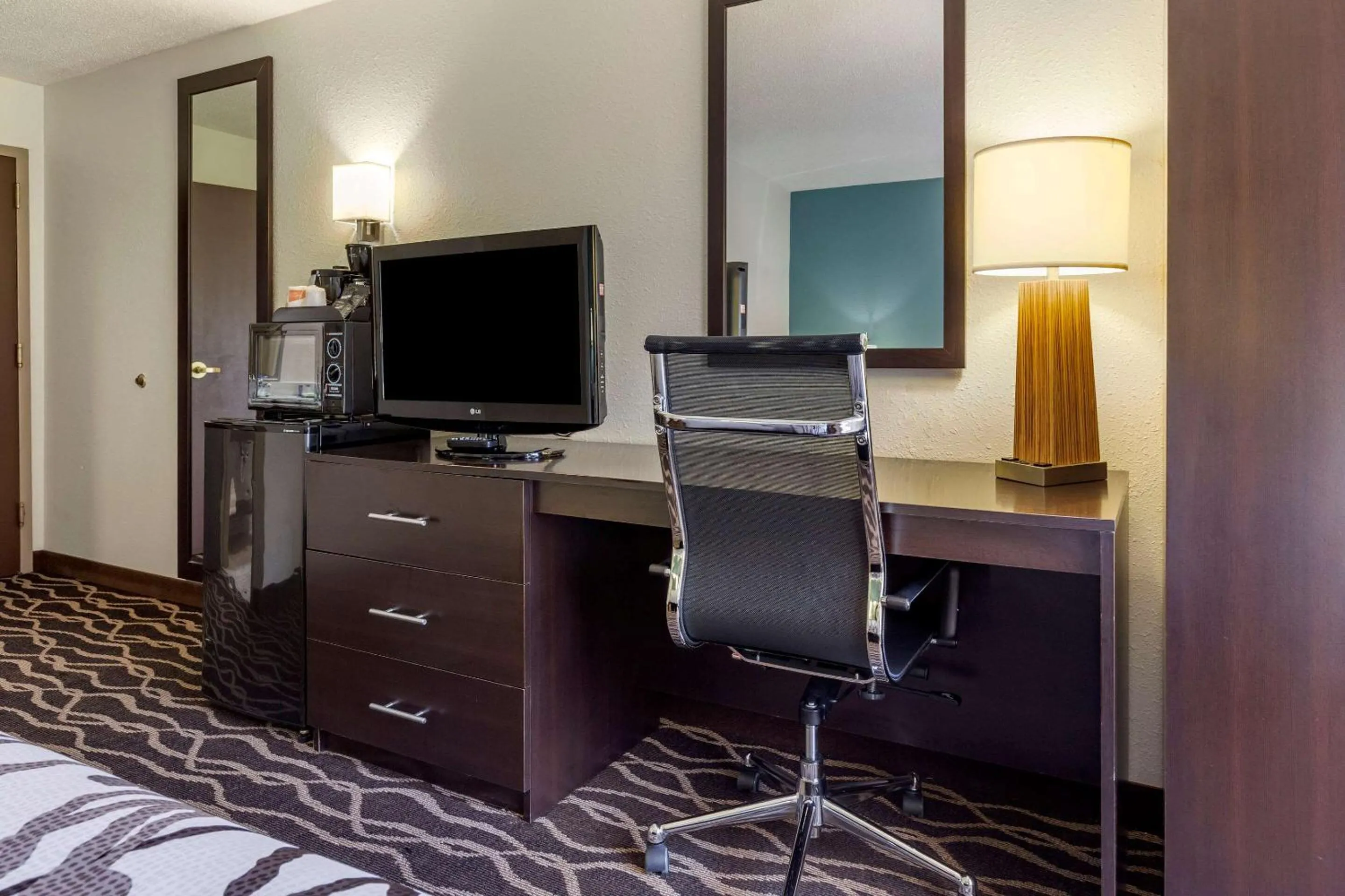 Bedroom, Bed in Sleep Inn Fayetteville I-95