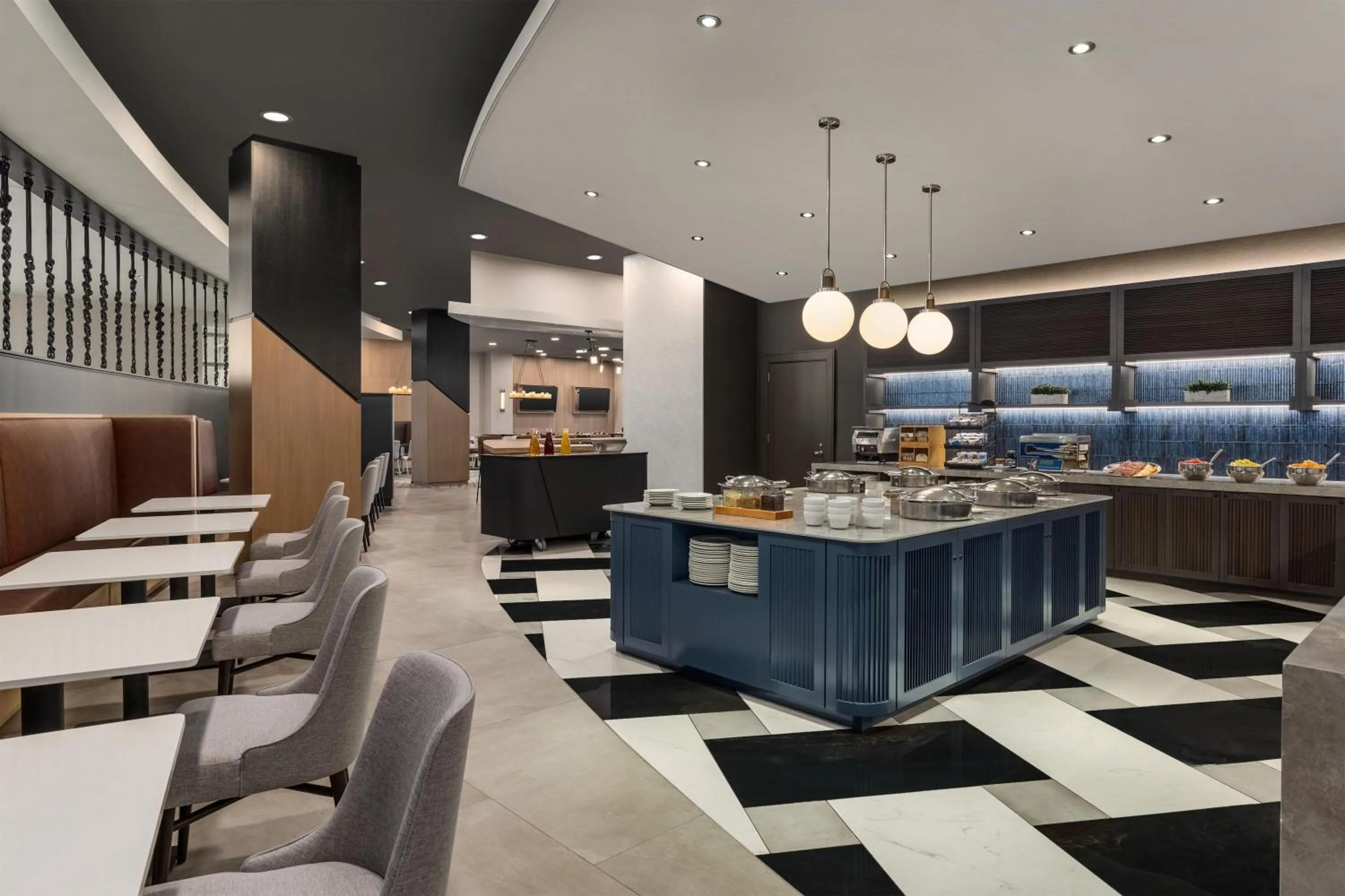 Breakfast in Hilton Baltimore BWI Airport