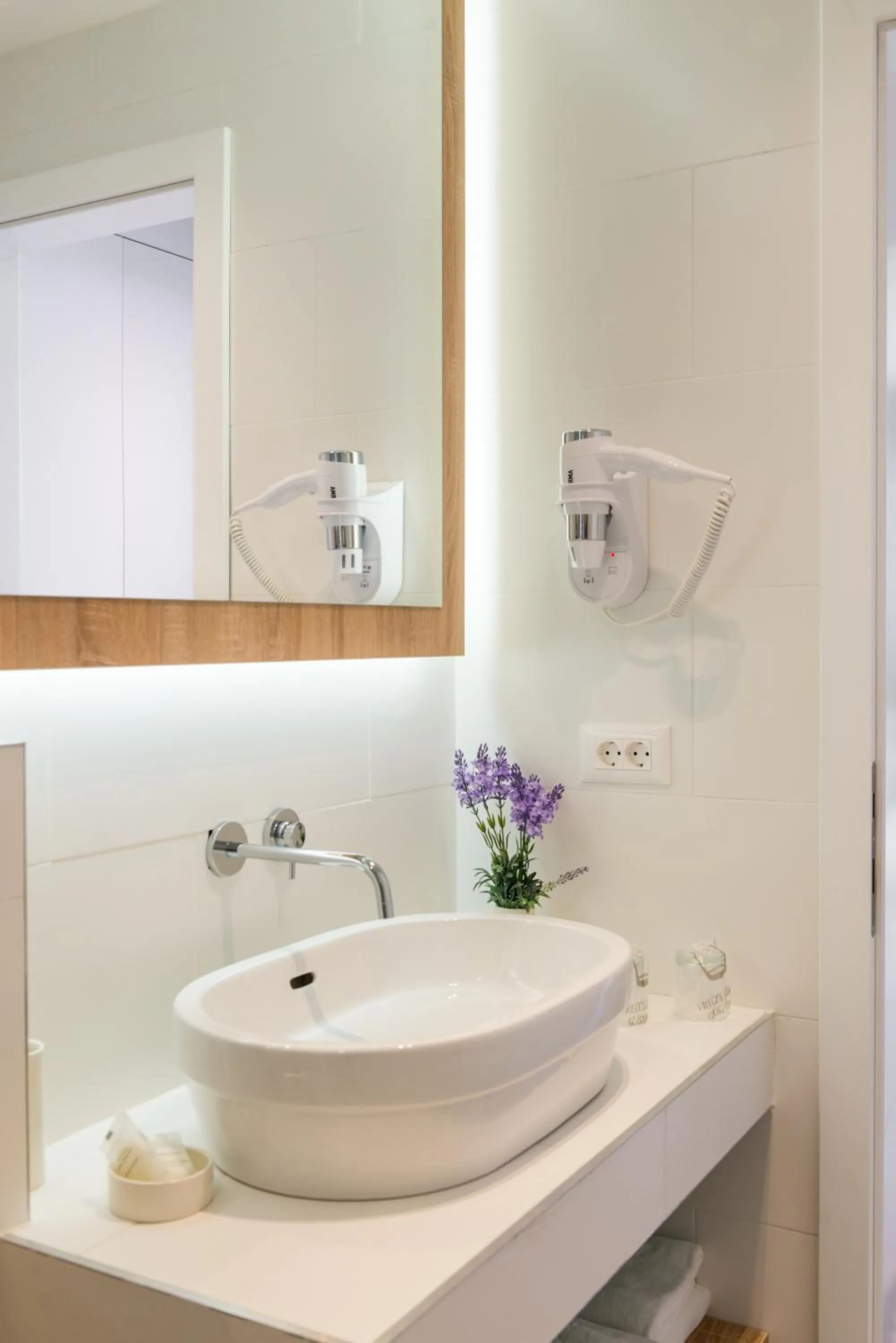 Bathroom in Hotel Pax