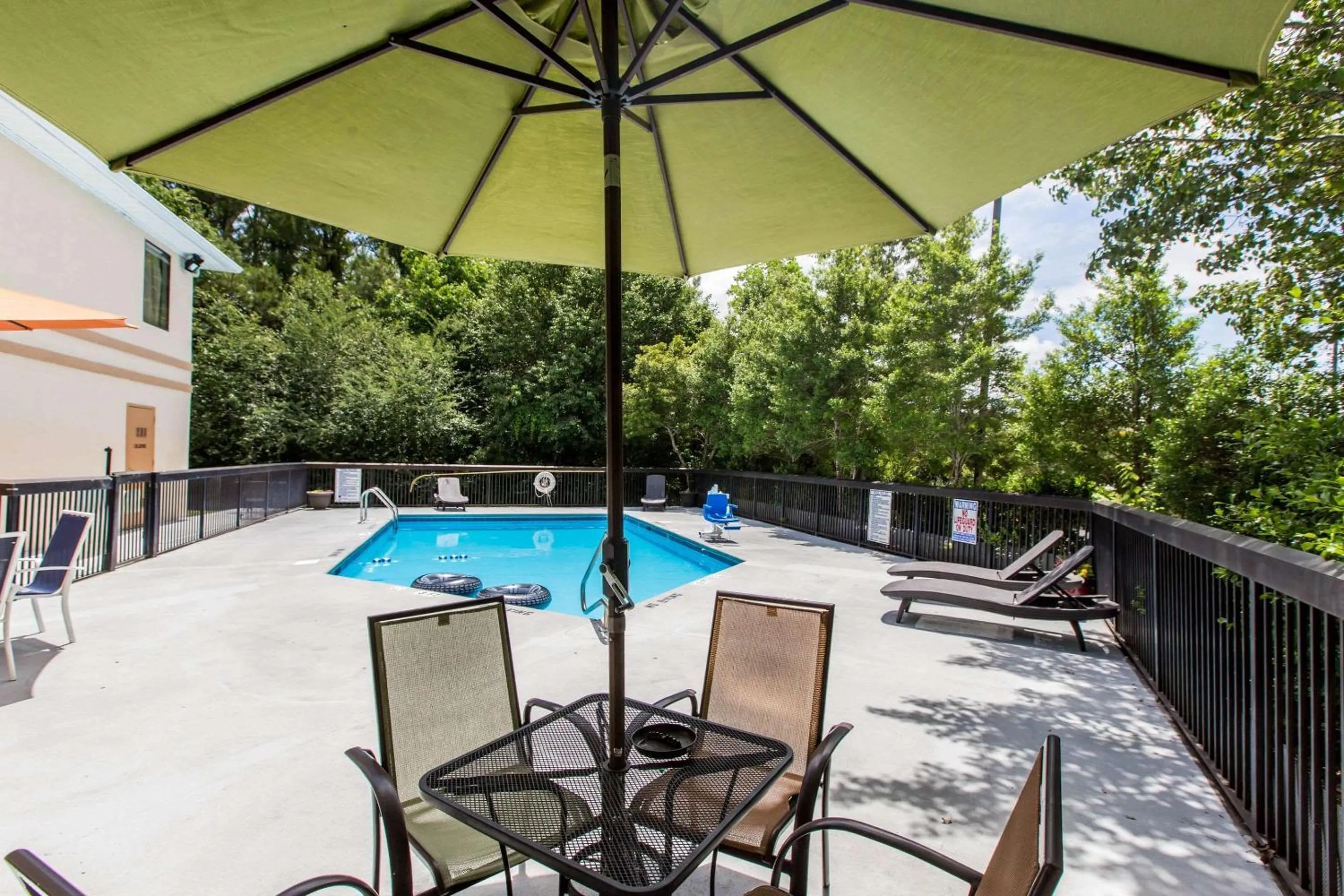 On site in Quality Inn near MCAS Cherry Point