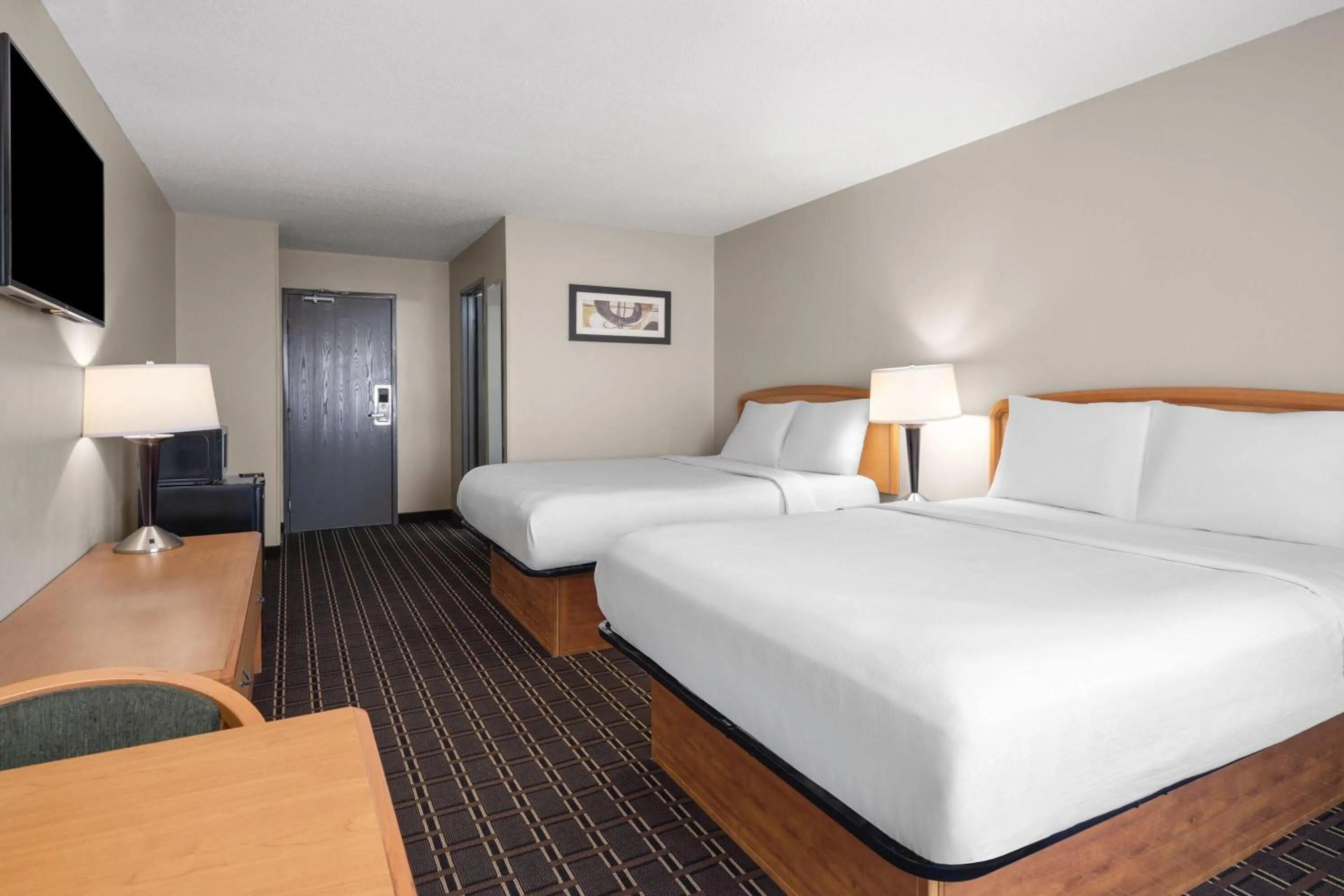 Photo of the whole room, Bed in Travelodge by Wyndham Fargo
