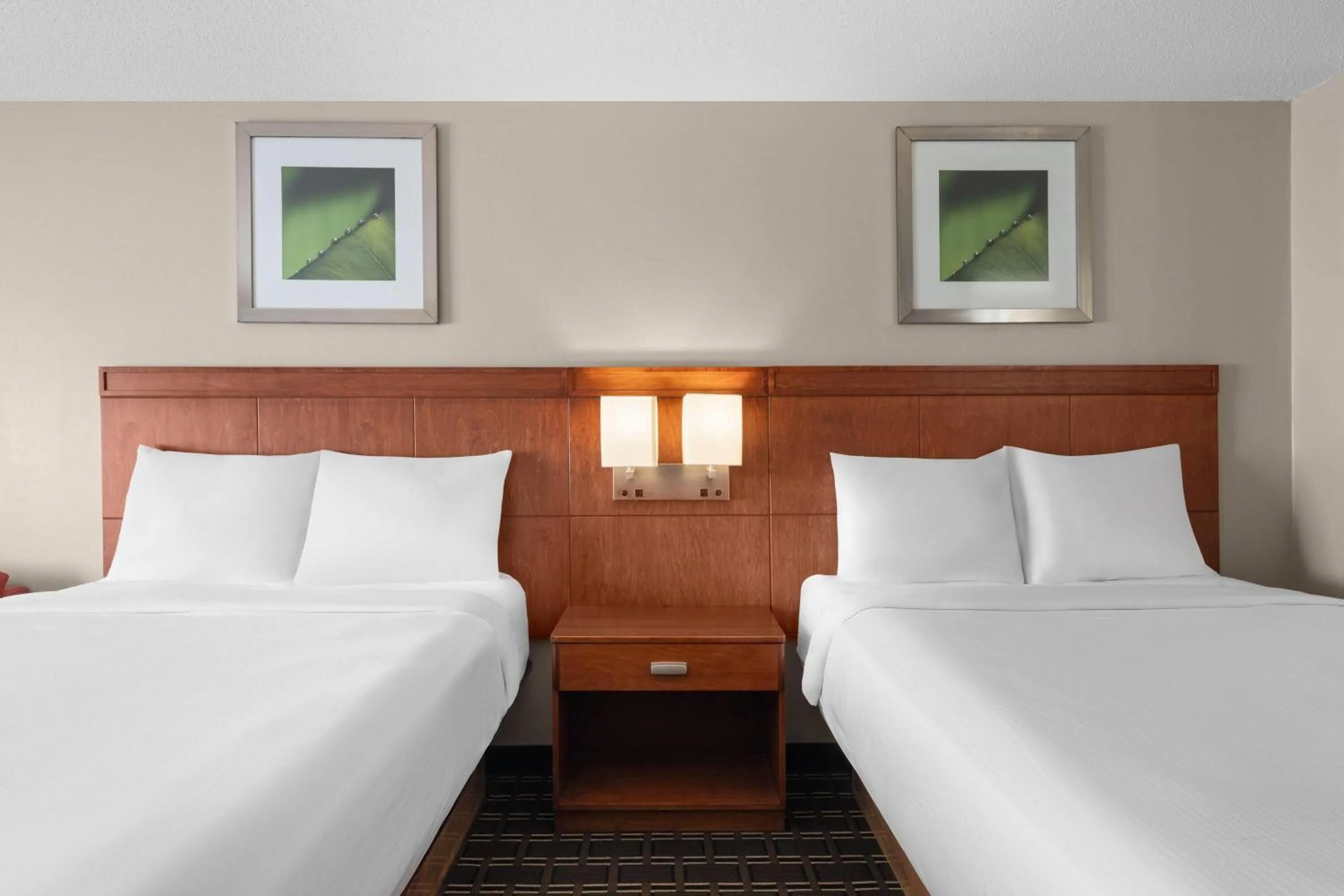 Photo of the whole room, Bed in Travelodge by Wyndham Fargo