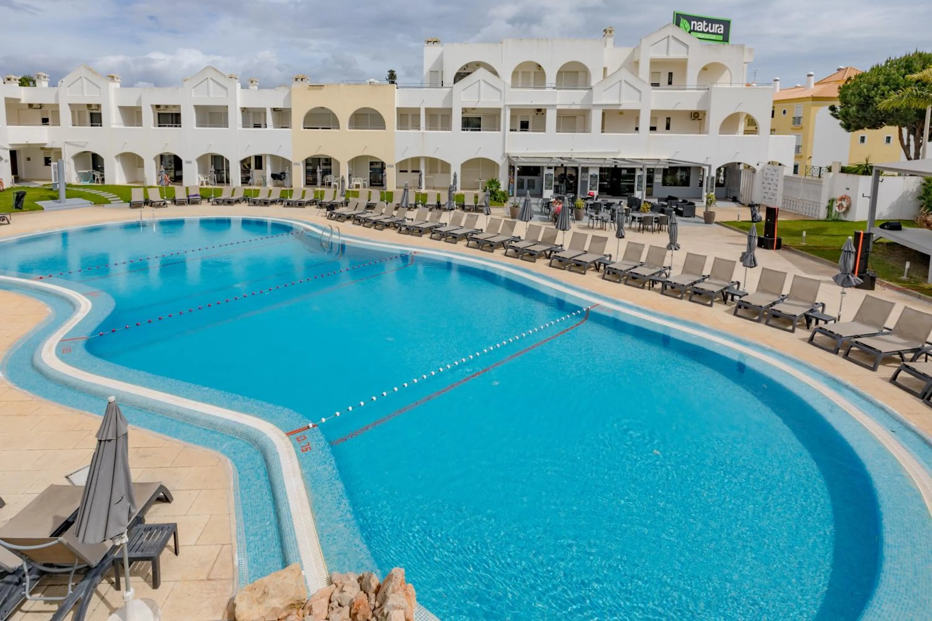 Swimming pool in Natura Algarve Club